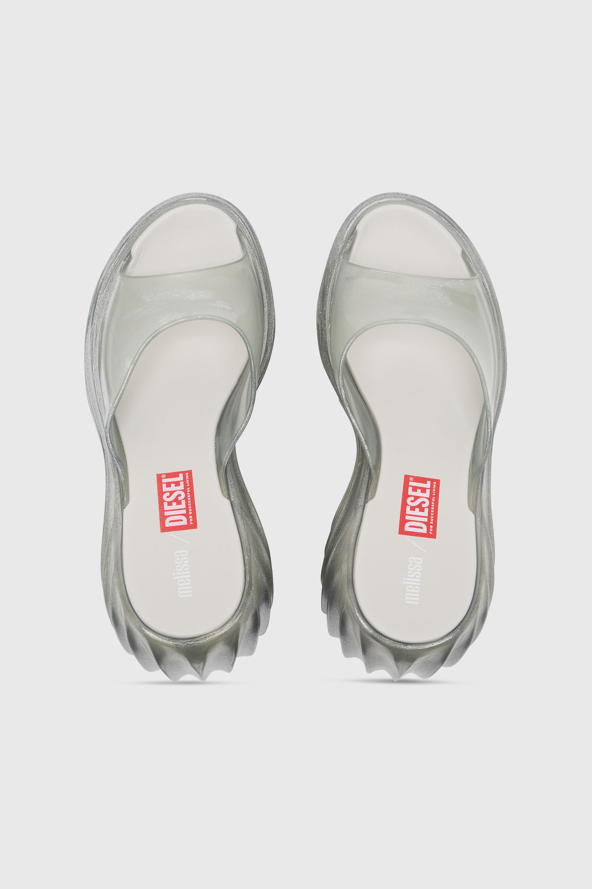 Diesel - MELISSA QUANTUM PLATFORM, Zueco de plataforma en Melflex&reg; Mujer in Plateado - 4