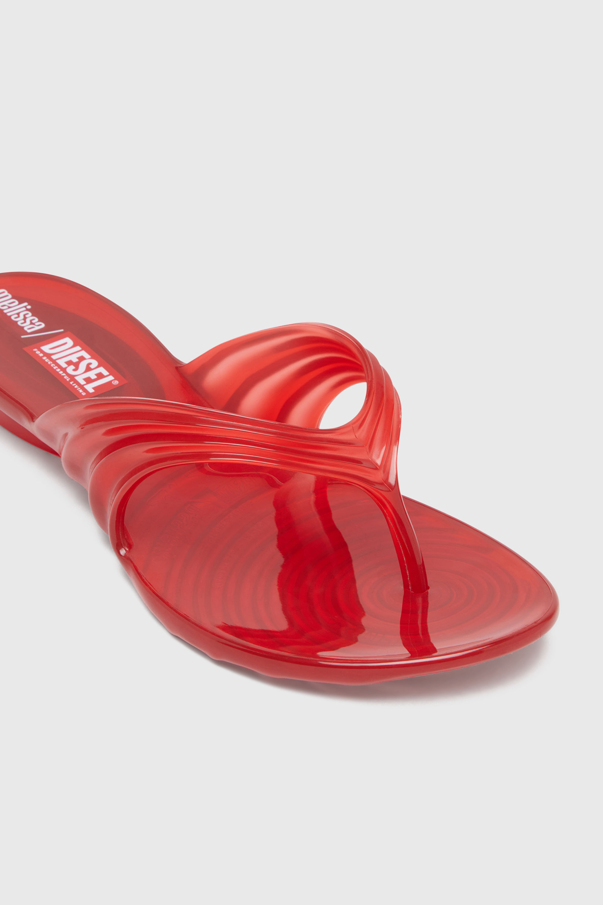 Diesel - MELISSA QUANTUM THONG, Chanclas esculturales en Melflex&reg; Mujer in Rojo - 6