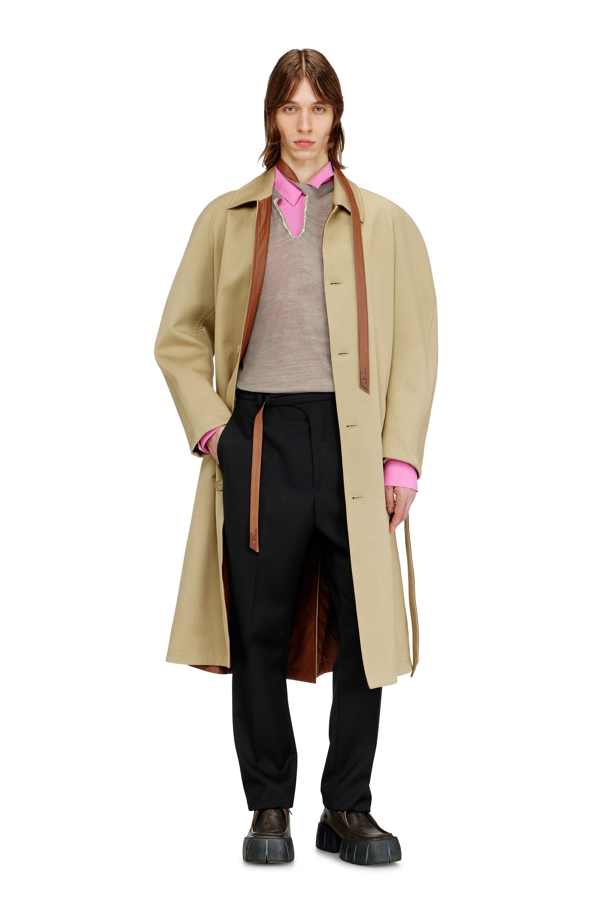 Diesel - P-NEDAR-A, Pantalon tailleur avec sangle de ceinture biker Homme in Noir - 2