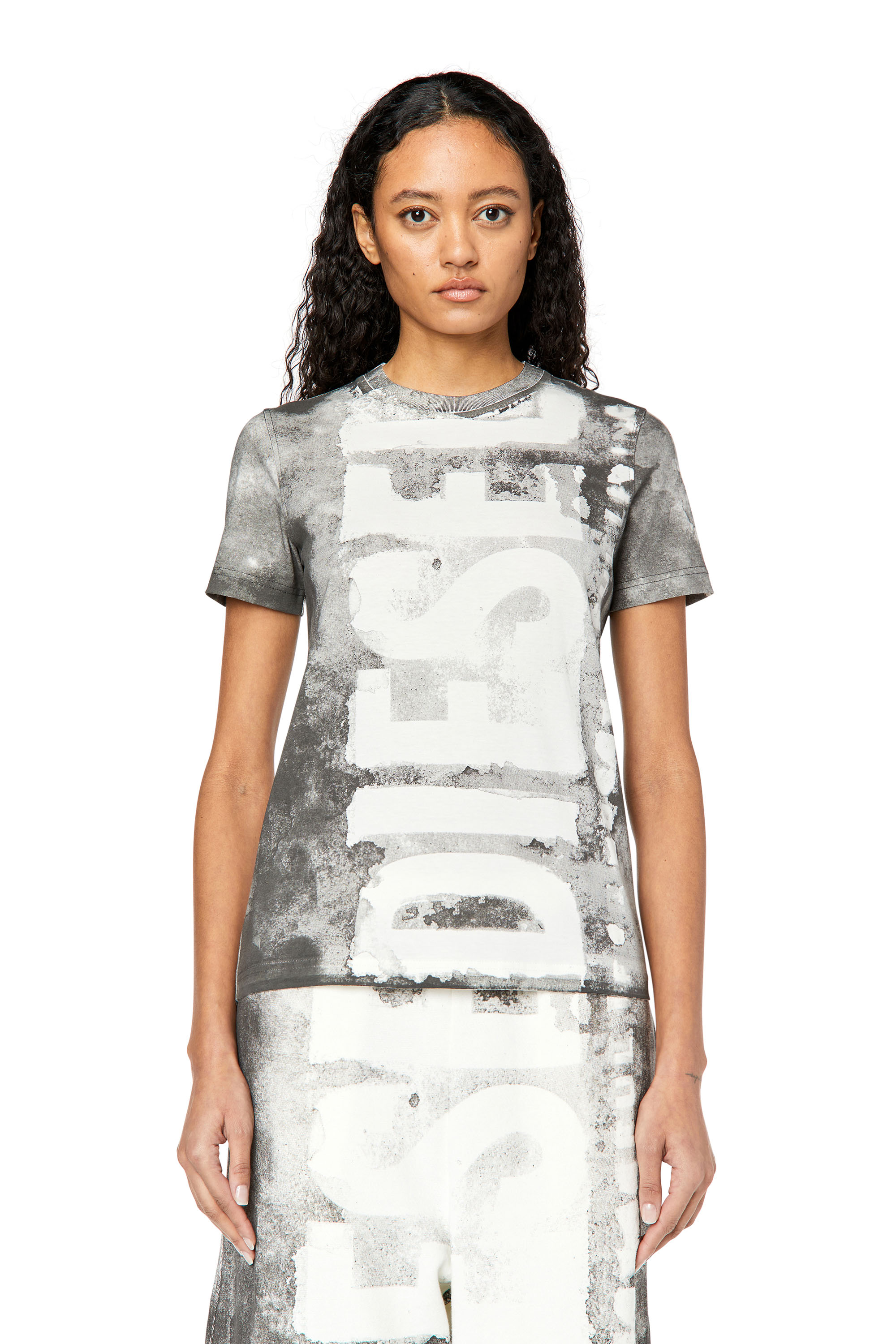 Diesel - T-REG-G1, Woman's T-shirt with bleeding-effect logo in Grey - 3