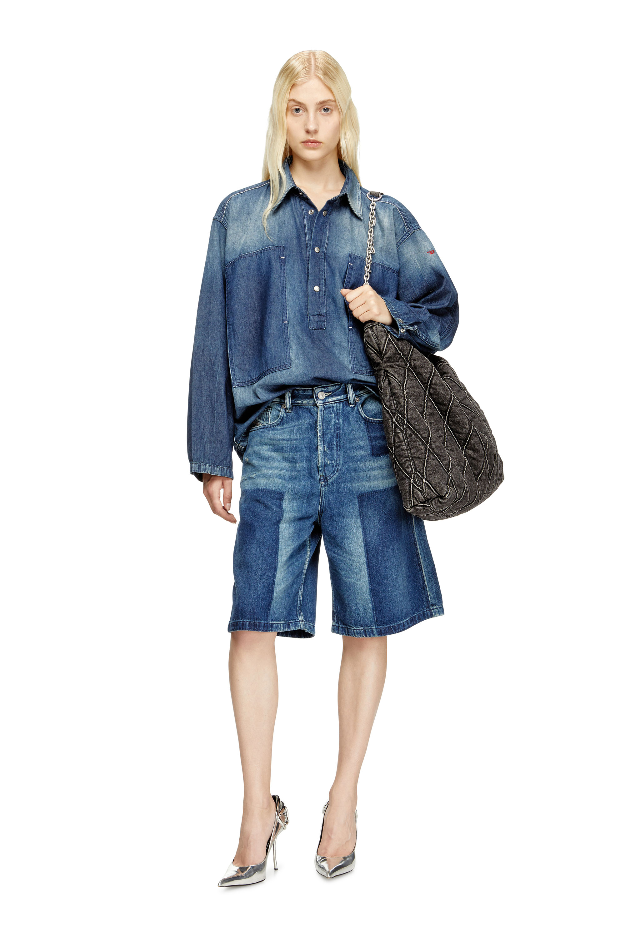 Diesel - DE-SIRE-SHORT, Female's Shorts in contrast-effect denim in Medium Blue - 1