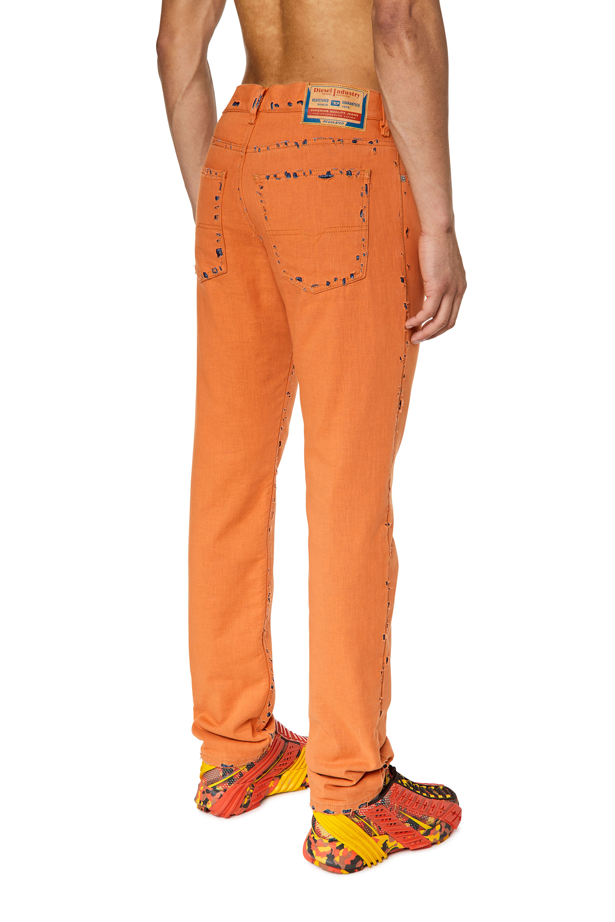 Diesel - Man's Straight Jeans 1995 D-Sark 007R5, Orange - 4