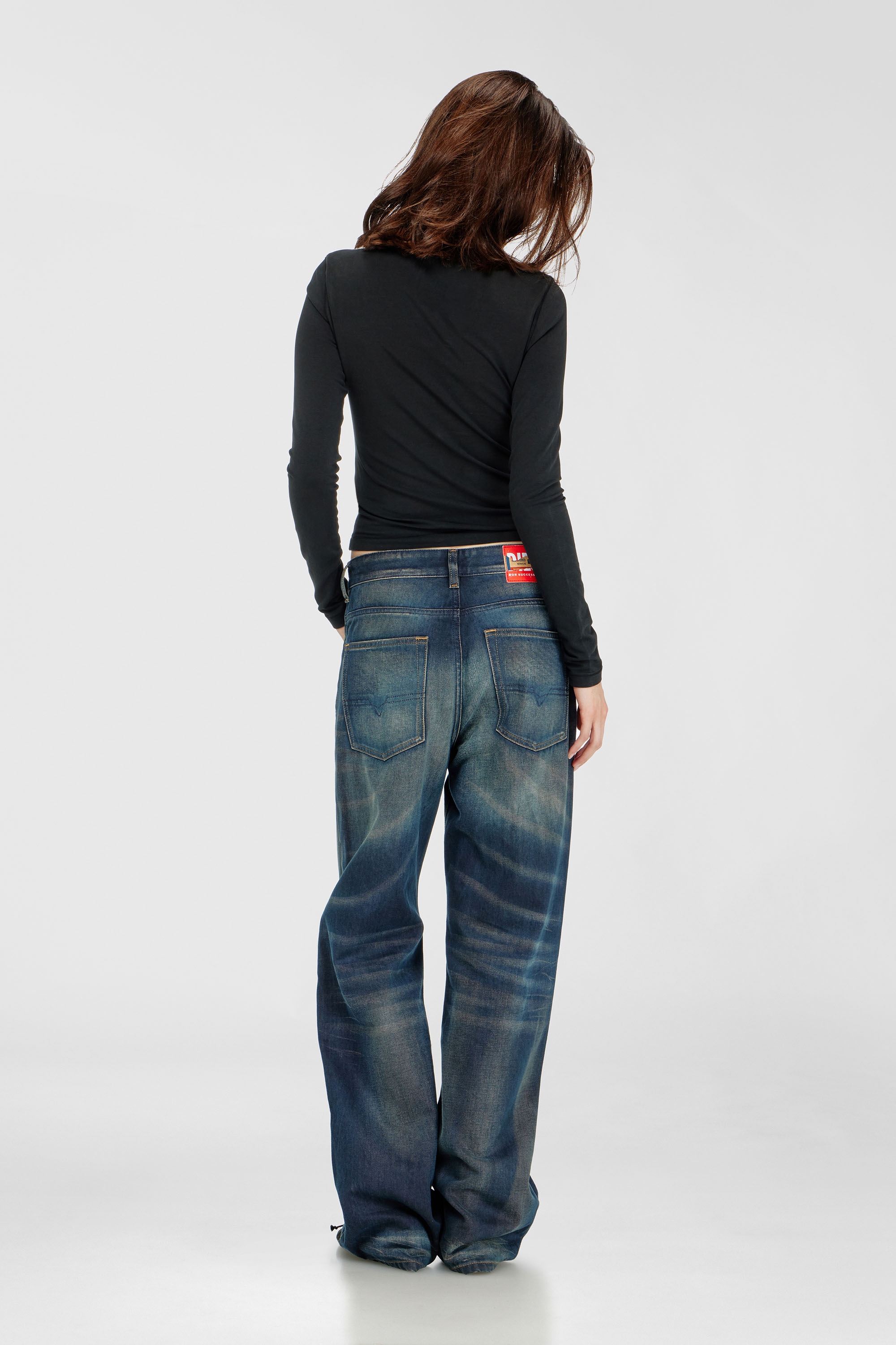 Diesel - Relaxed Jeans 1990 D-Waigee 09R09 Mujer, Azul Oscuro - 3