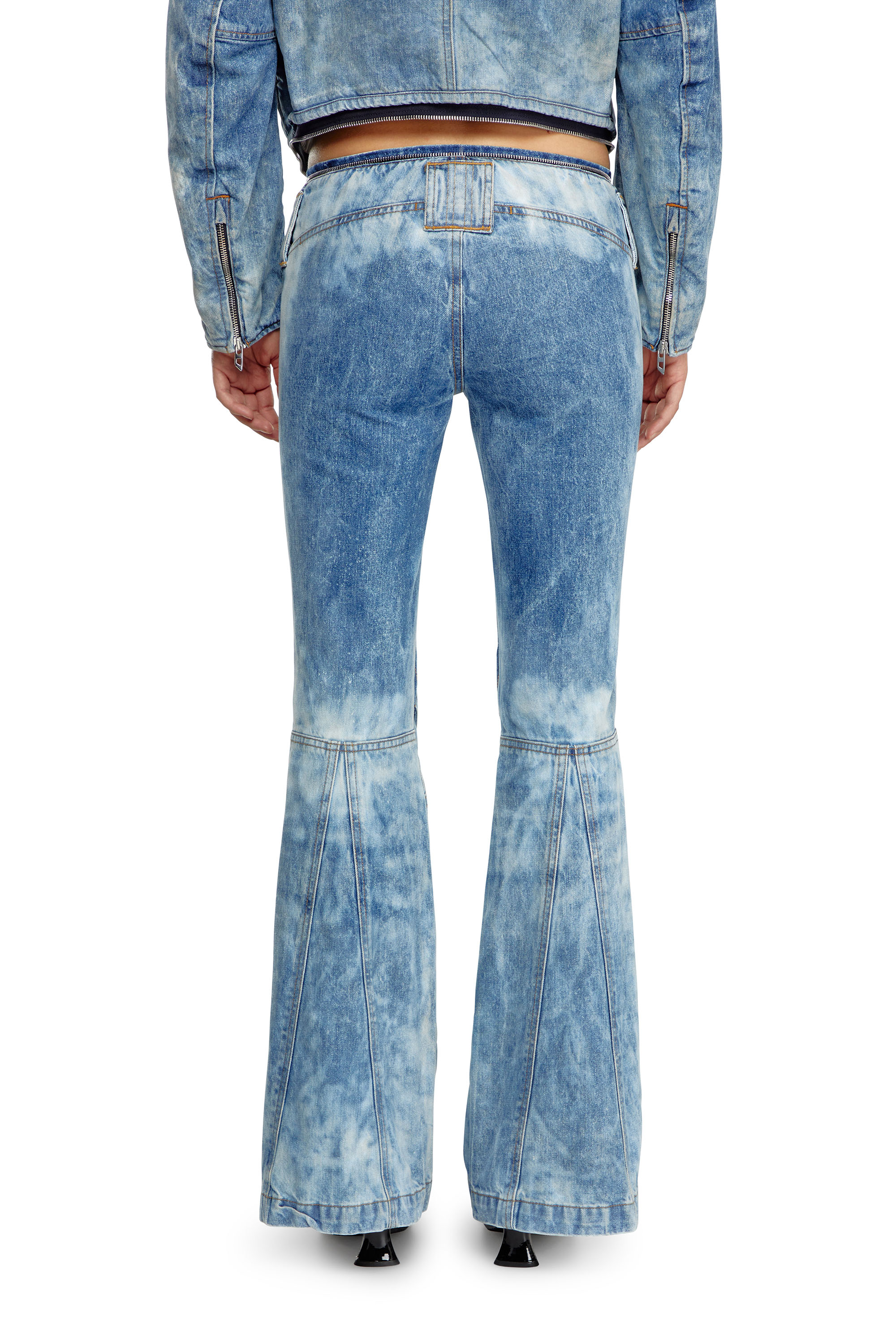 Diesel - Bootcut Jeans D-Gen 0PGAM Mujer, Azul Claro - 5