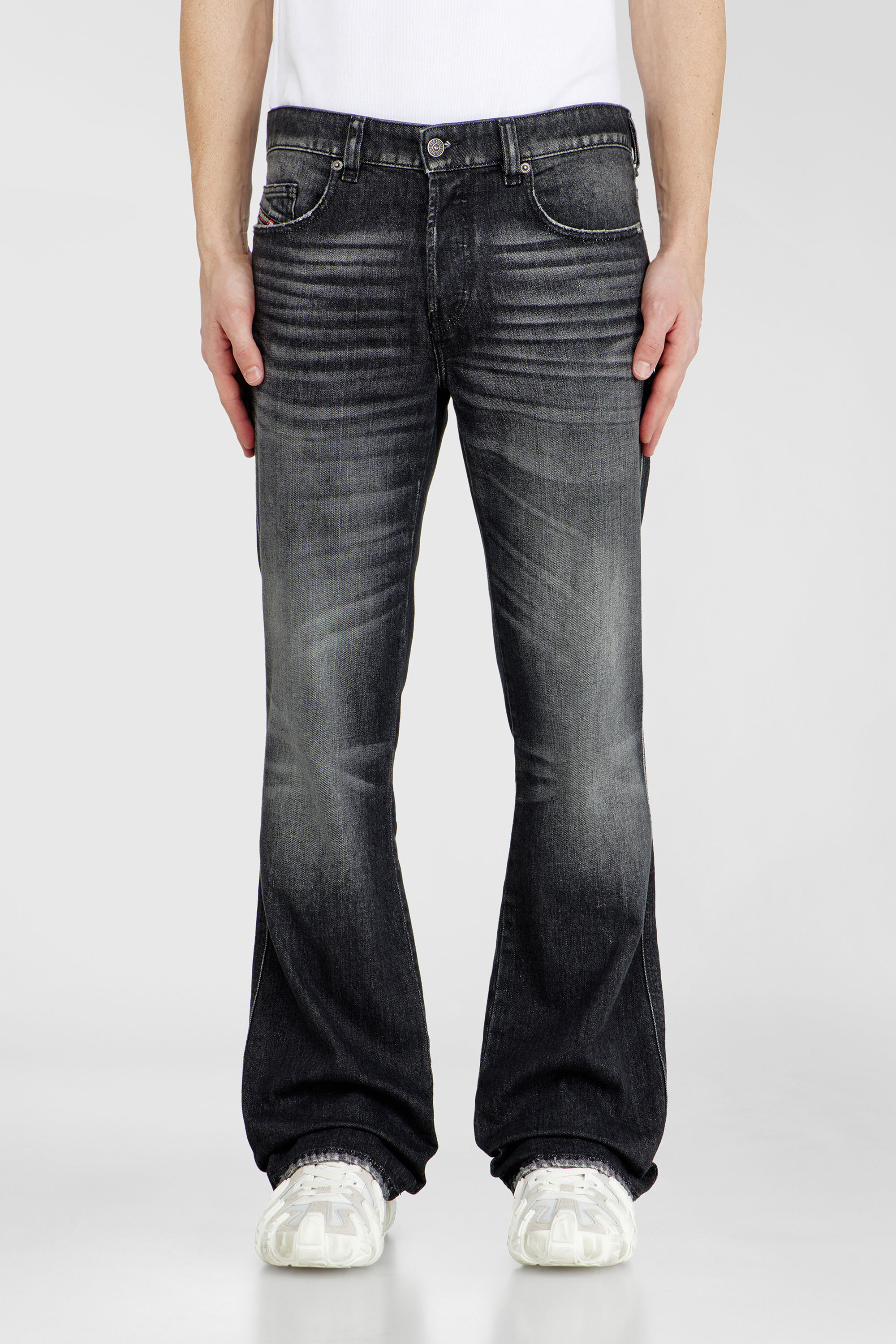 Diesel - Bootcut Jeans 1998 D-Buck 09L50 Hombre, Negro/Gris oscuro - 4