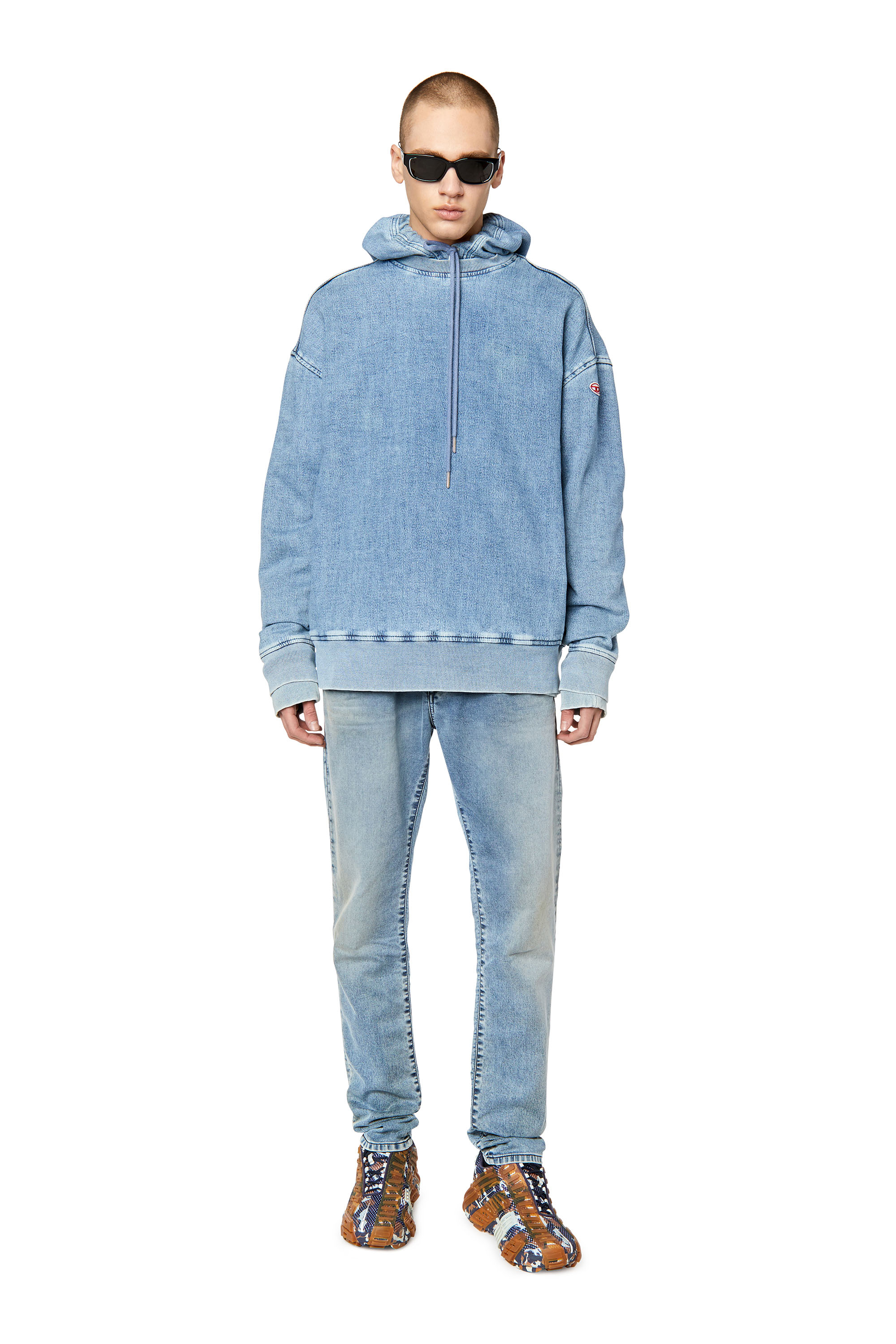 Diesel - Slim 2060 D-Strukt Joggjeans&reg; 068DU, Man's Slim 2060 D-Strukt Joggjeans&reg; in Light Blue - 4