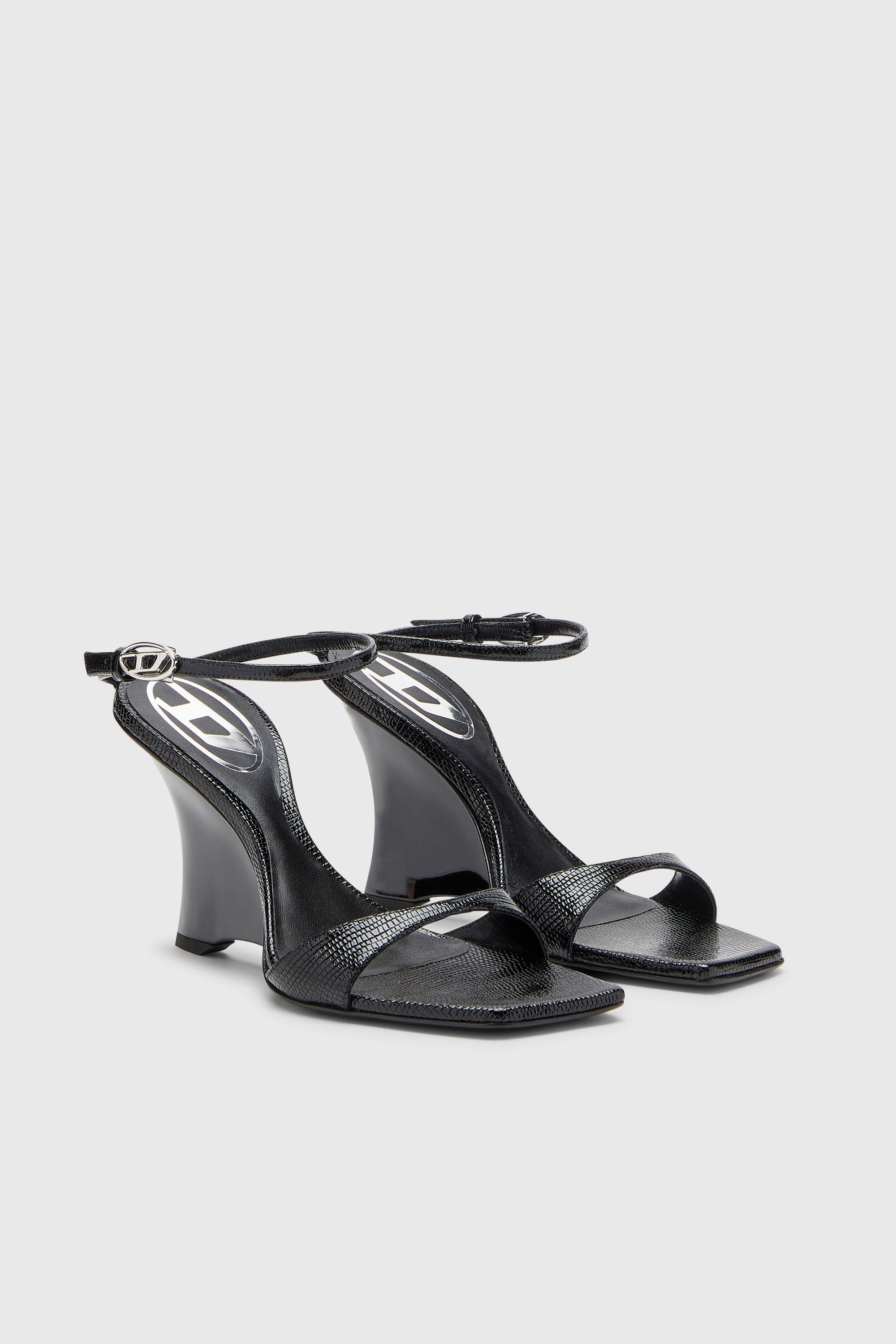 Diesel - D-AMBER SANDAL WEDGE, D-Amber-Sandalias de cu&ntilde;a en cuero efecto lagarto Mujer in Negro - 2