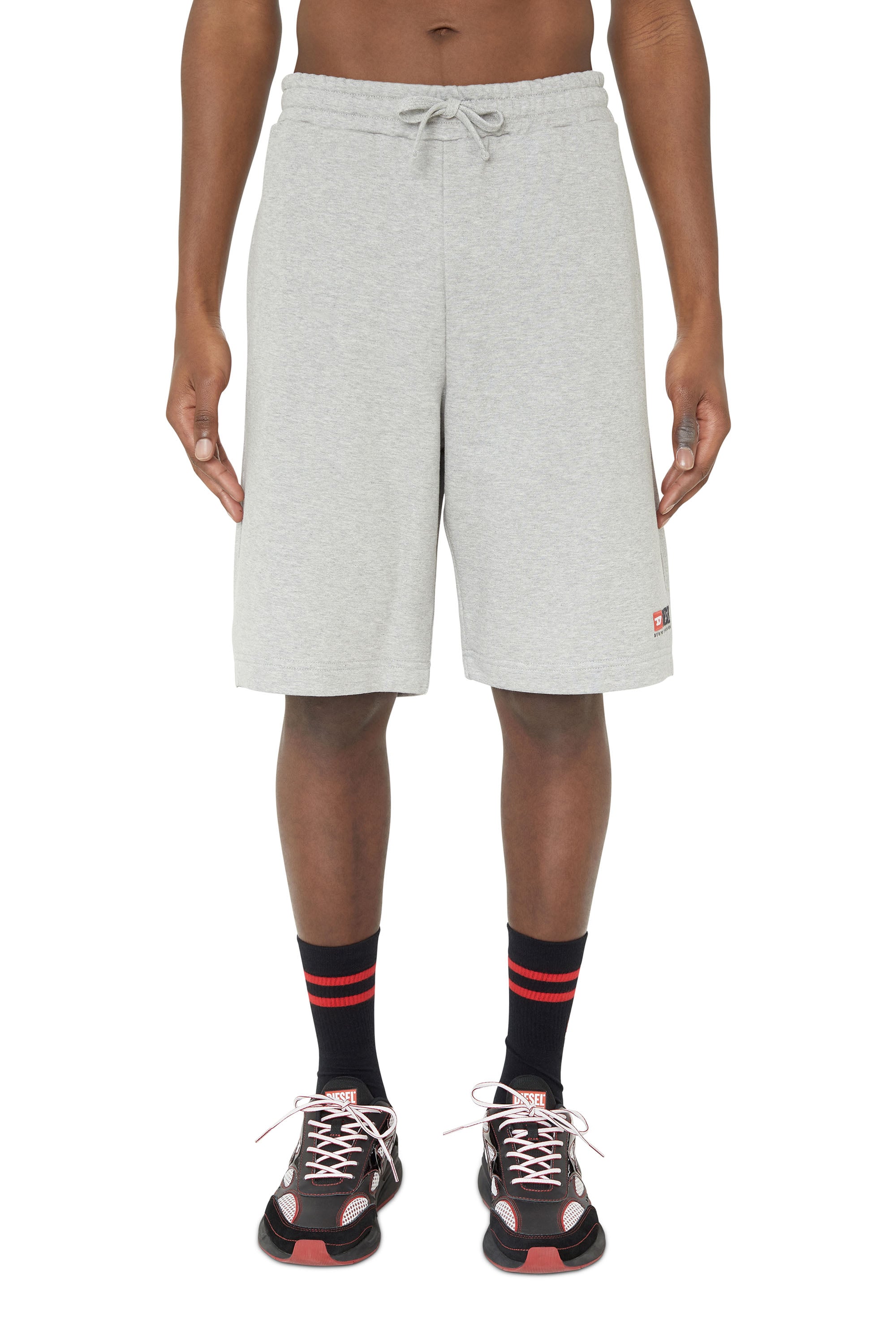 Diesel - P-CROWN-DIV, Pantalones cortos deportivos con logotipo bordado Hombre in Gris - 4