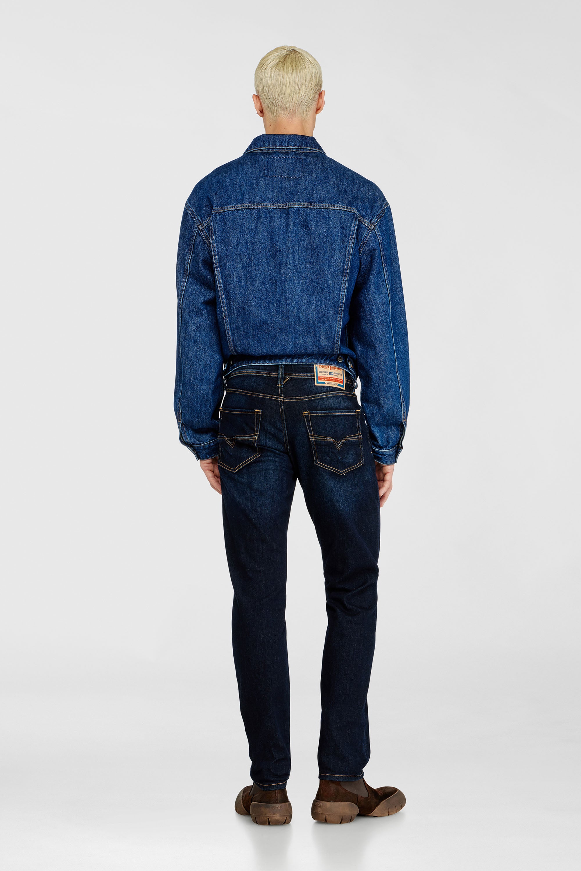 Diesel - Male's Regular Jeans 1986 Larkee-Beex 09Q15, Dark Blue - 3