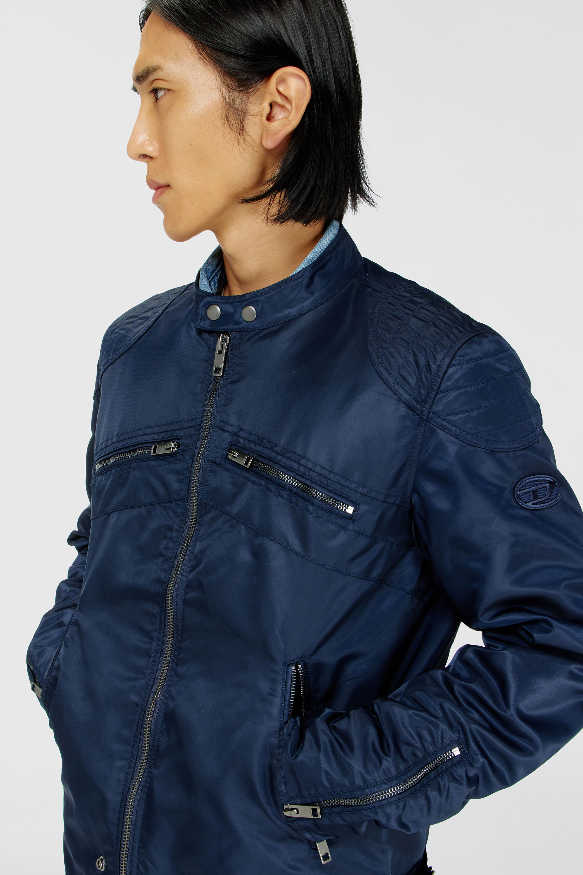 Men's Nylon jacket with quilted shoulders and zip pockets | Blue
