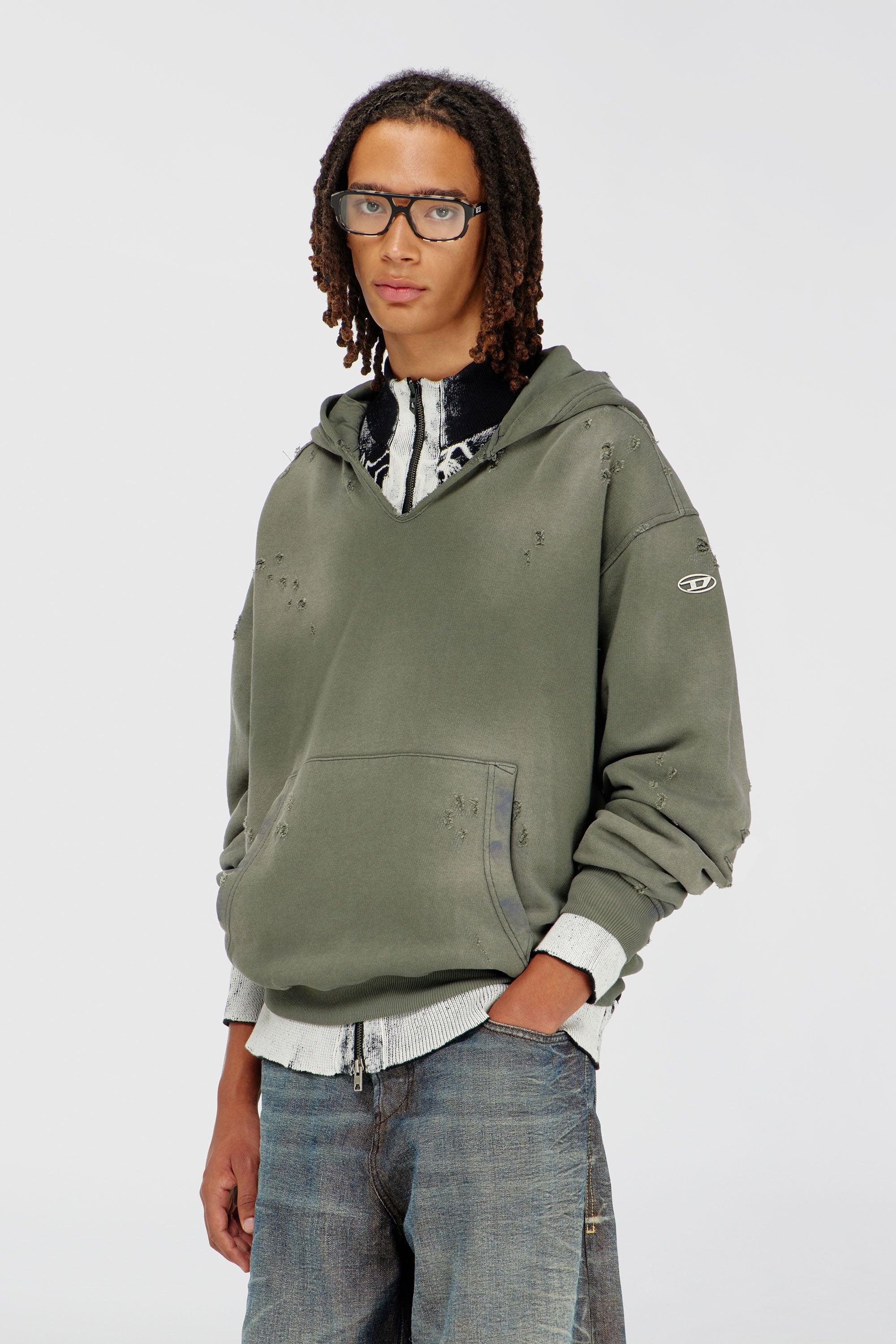 Diesel - S-KEITHY, Sudadera con capucha efecto desgastado y cuello de pico Hombre in Gris - 1