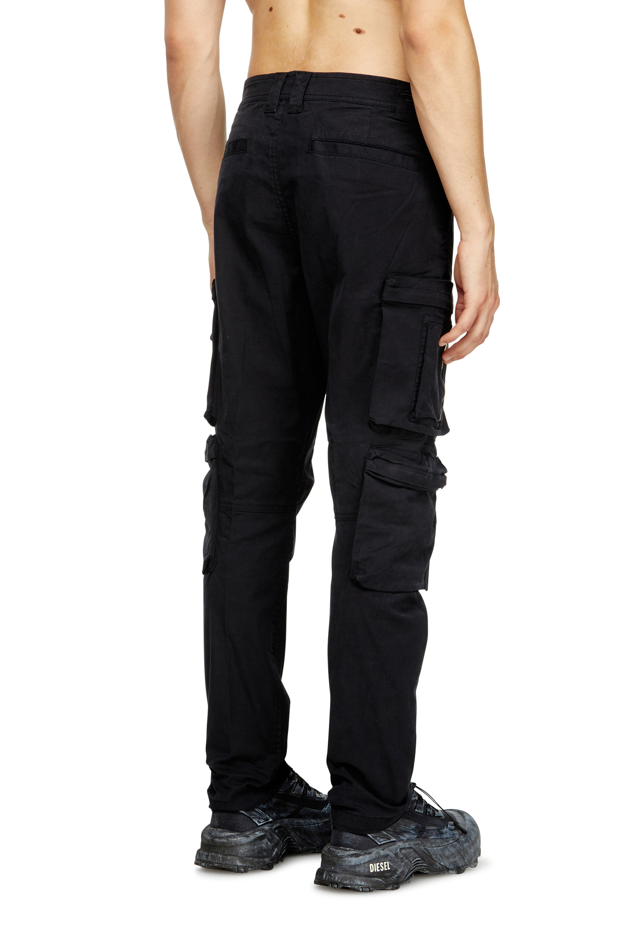 Men's Cargo pants with zip pocket | Black | Diesel