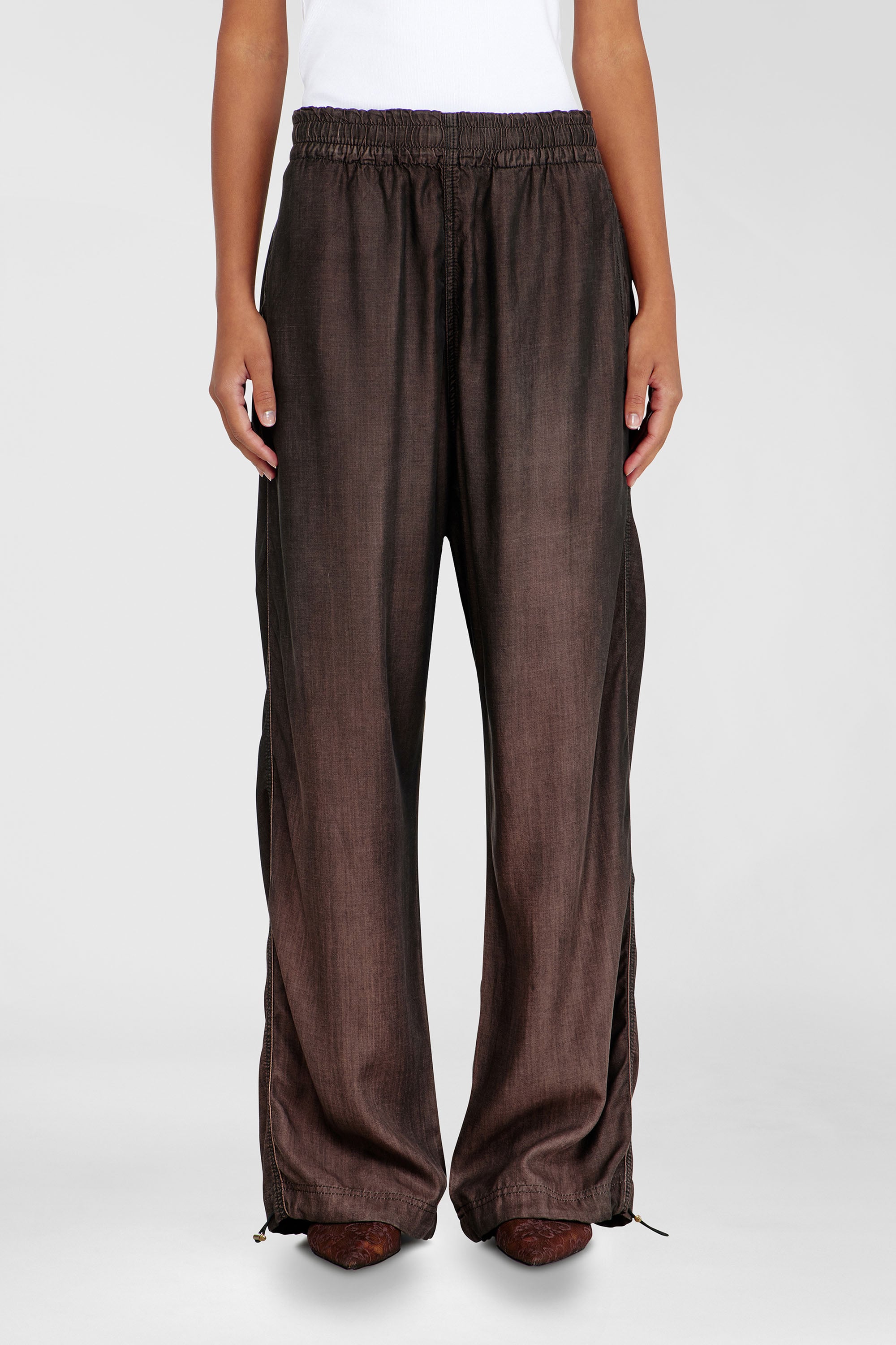 Diesel - Relaxed Jeans D-Roder 068YF Unisex, Caf&eacute; - 4