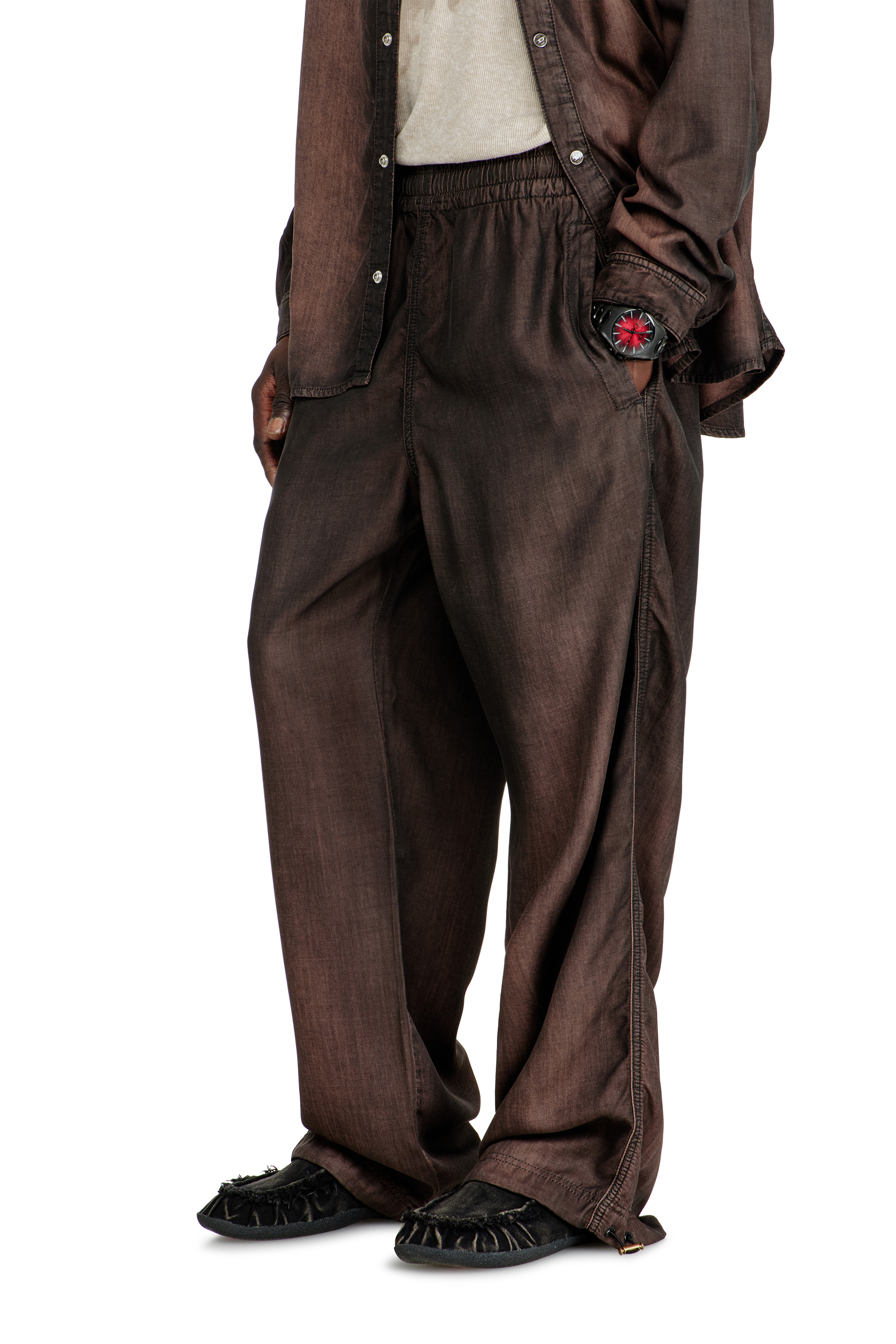 Diesel - Unisex's Relaxed Jeans D-Roder 068YF, Dark Brown - 4