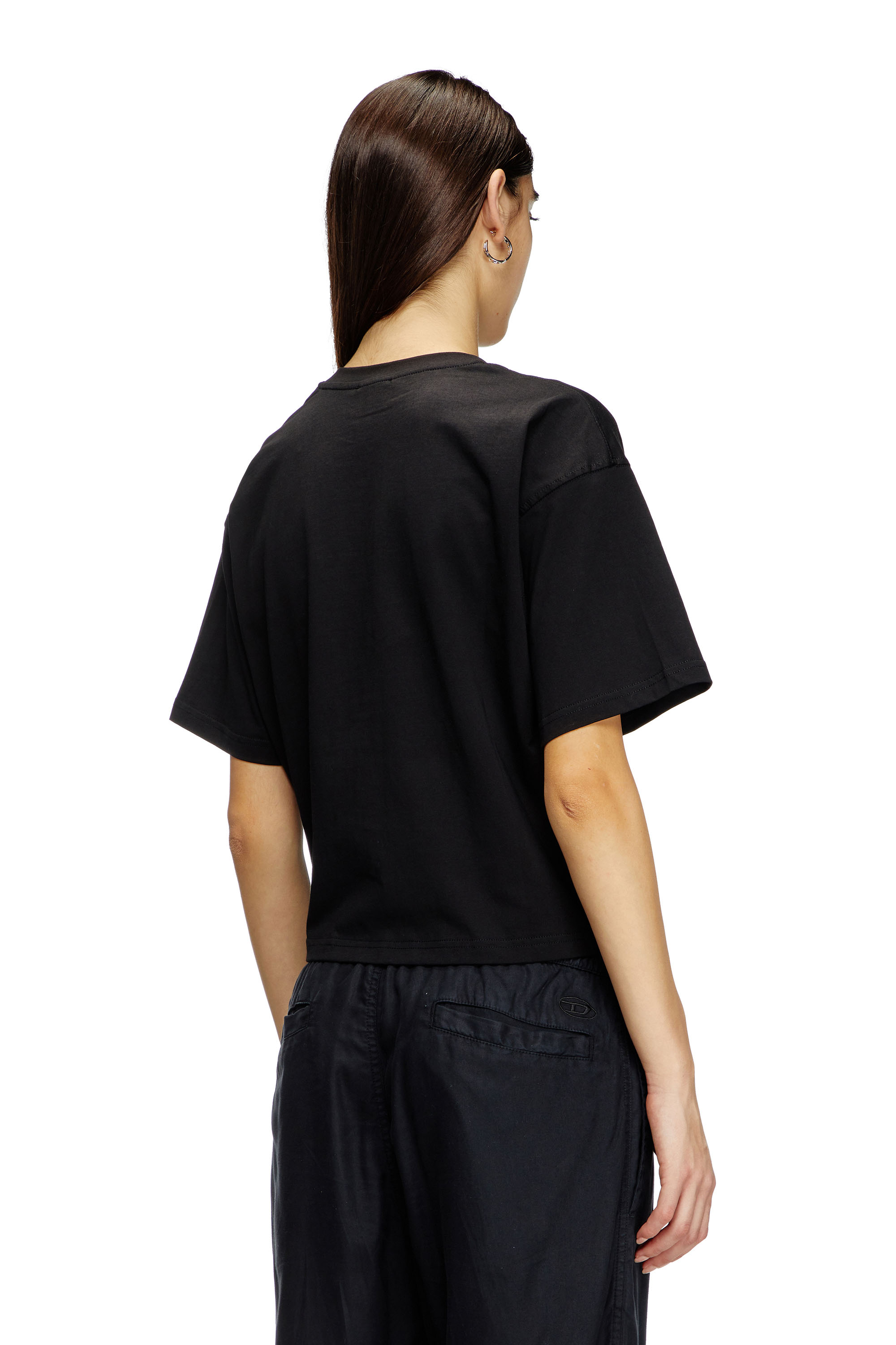 Diesel - T-BUXT-CROP-OD, T-shirt boxy avec cut-out Oval D Femme in Noir - 4