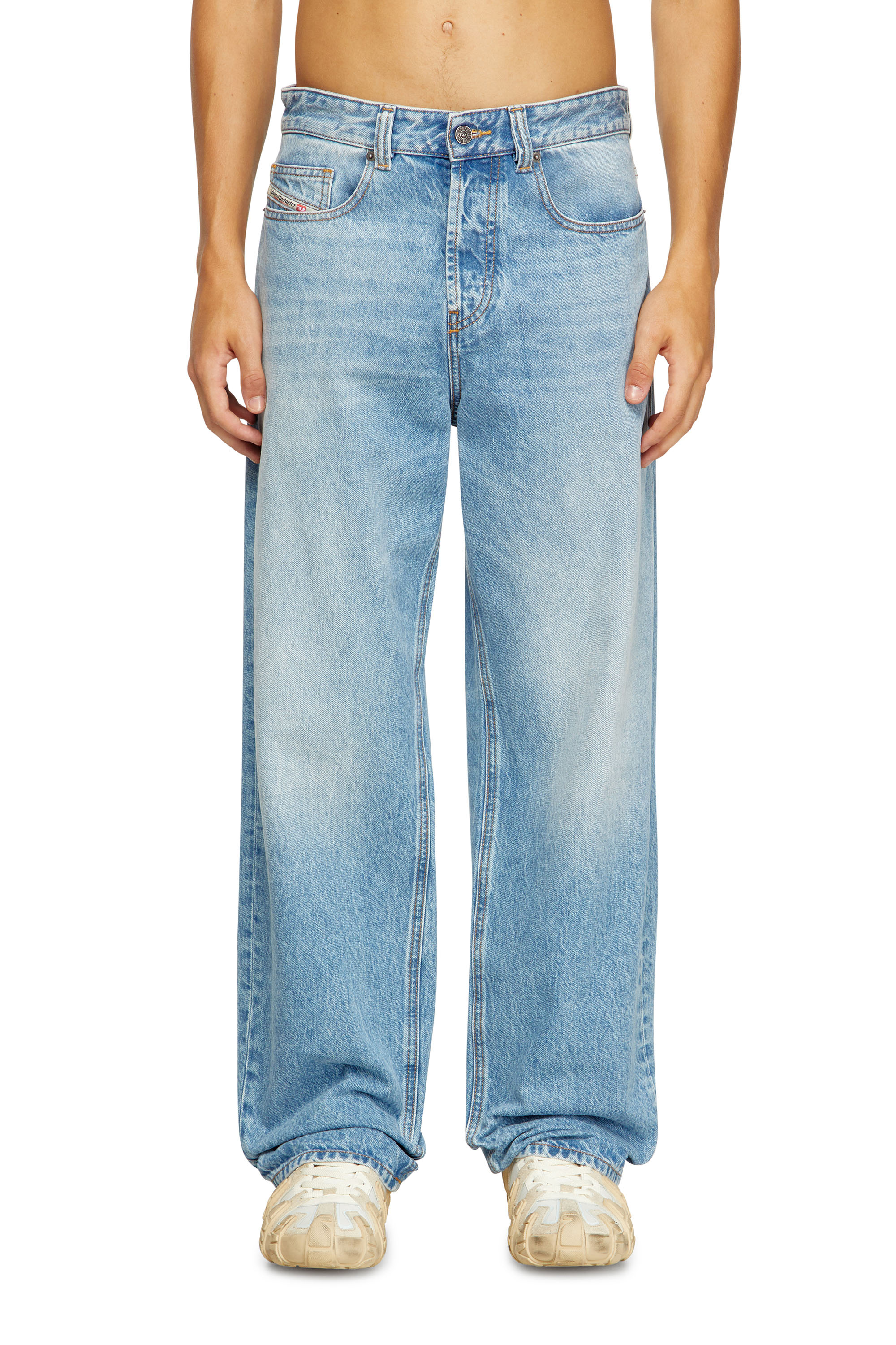 Diesel - Relaxed Jeans 2001 D-Macro 09I29 Homme, Bleu Clair - Image 1