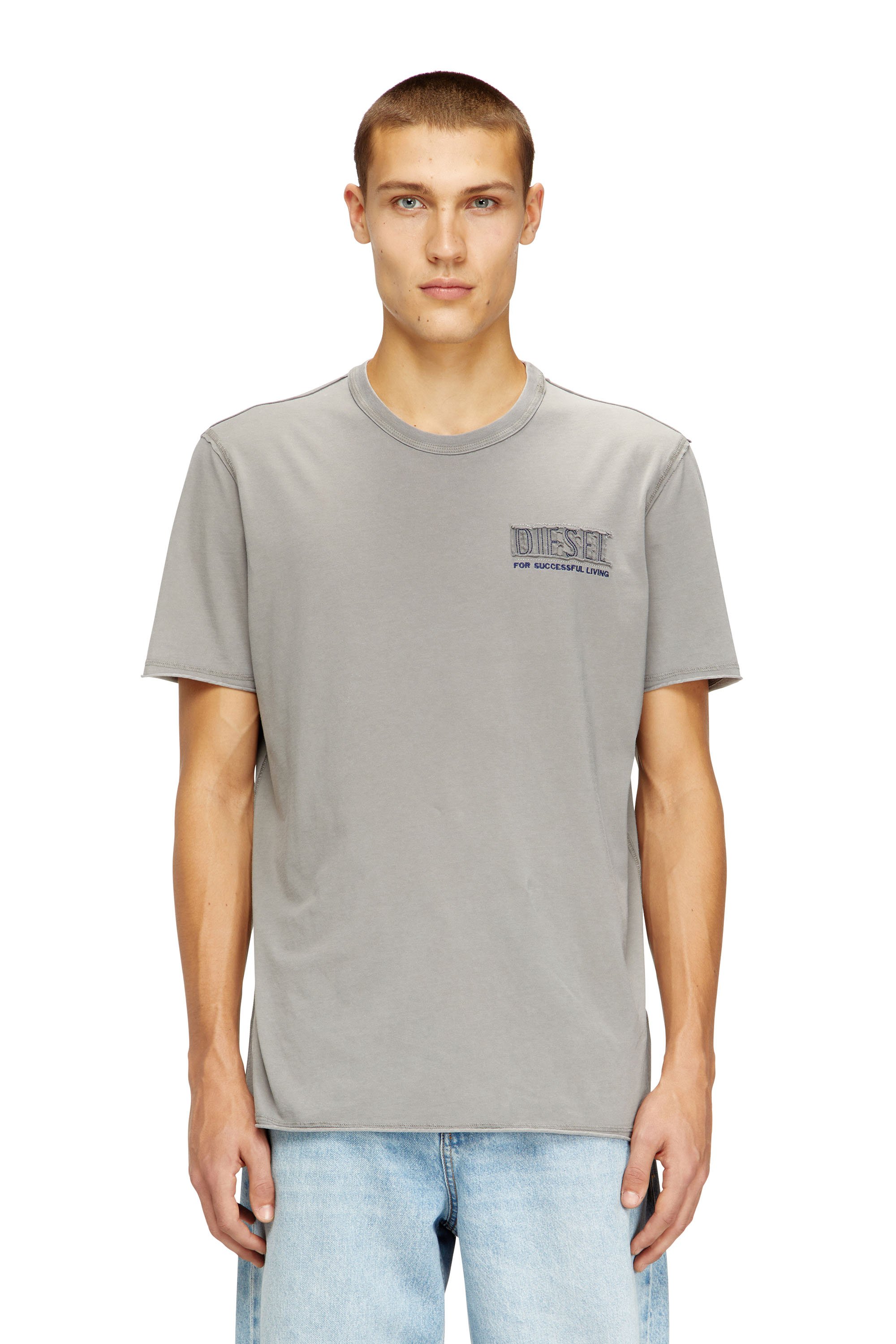Diesel - T-RAWJUST-V1, T-shirt délavée à l'acide avec bords bruts Homme in Gris - 1