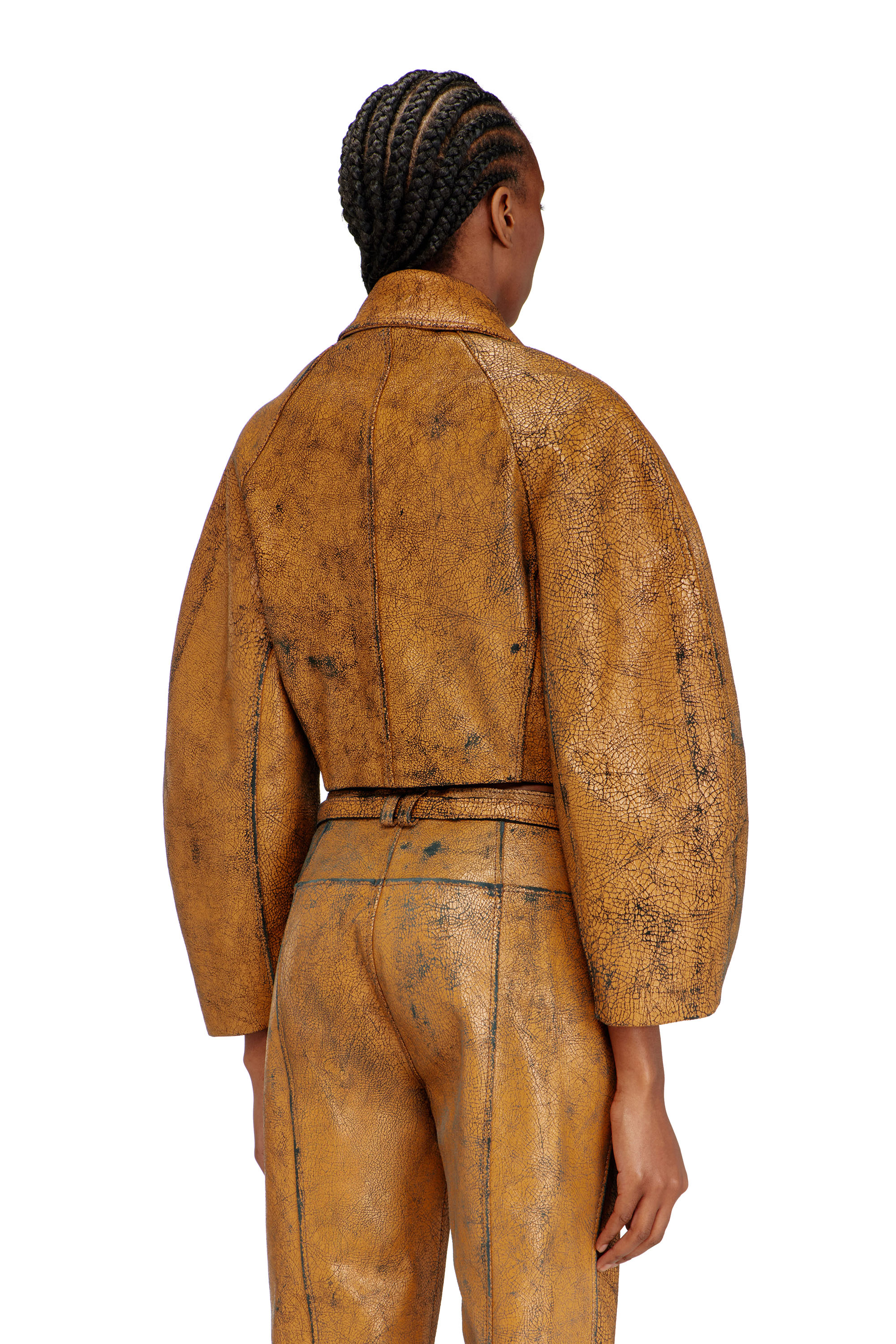 Diesel - L-RAYA, Female's Cropped cocoon jacket in crackle leather in null - 4