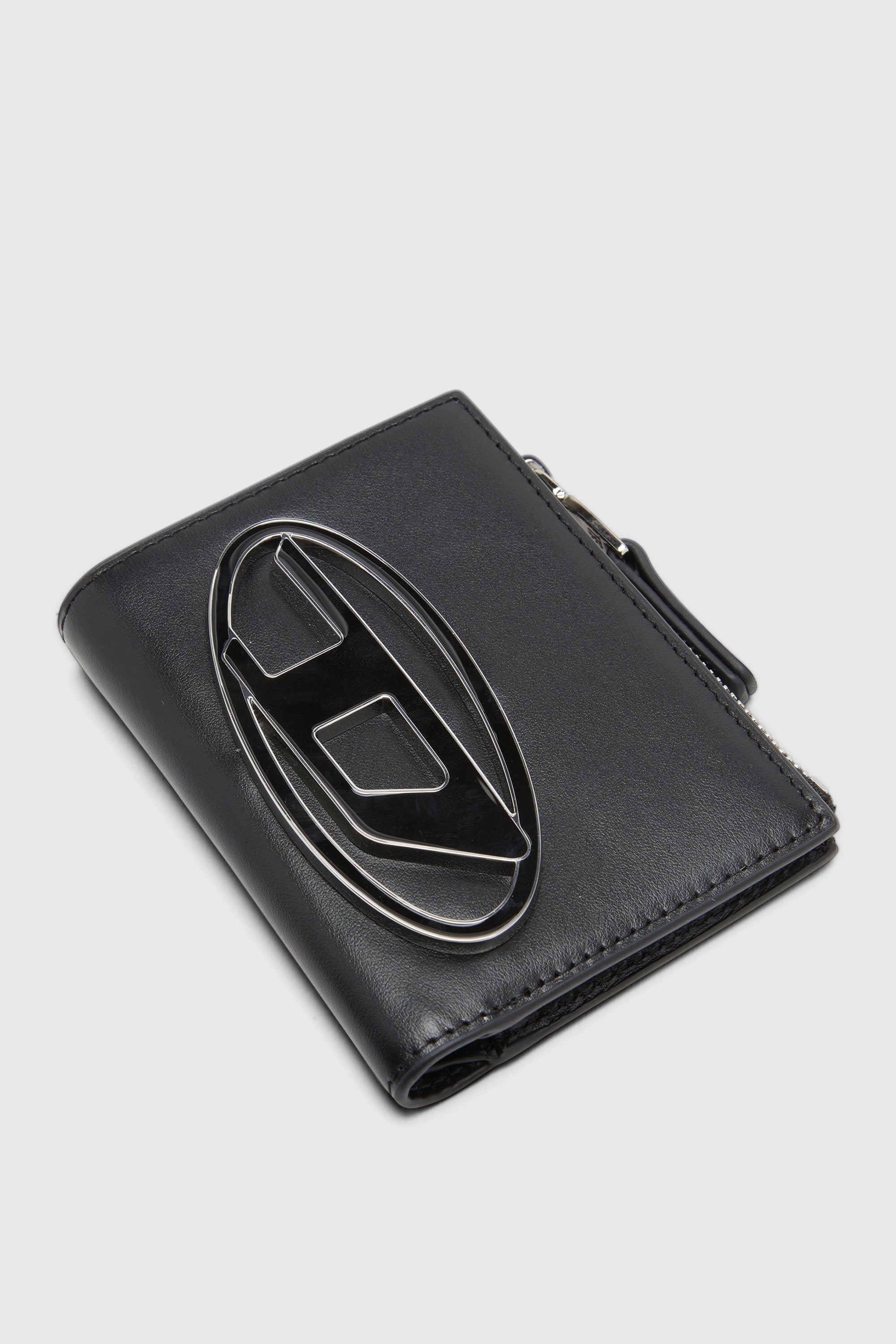 Diesel - 1DR BI-FOLD ZIP II, Woman's Small leather wallet with logo plaque in Black - 4