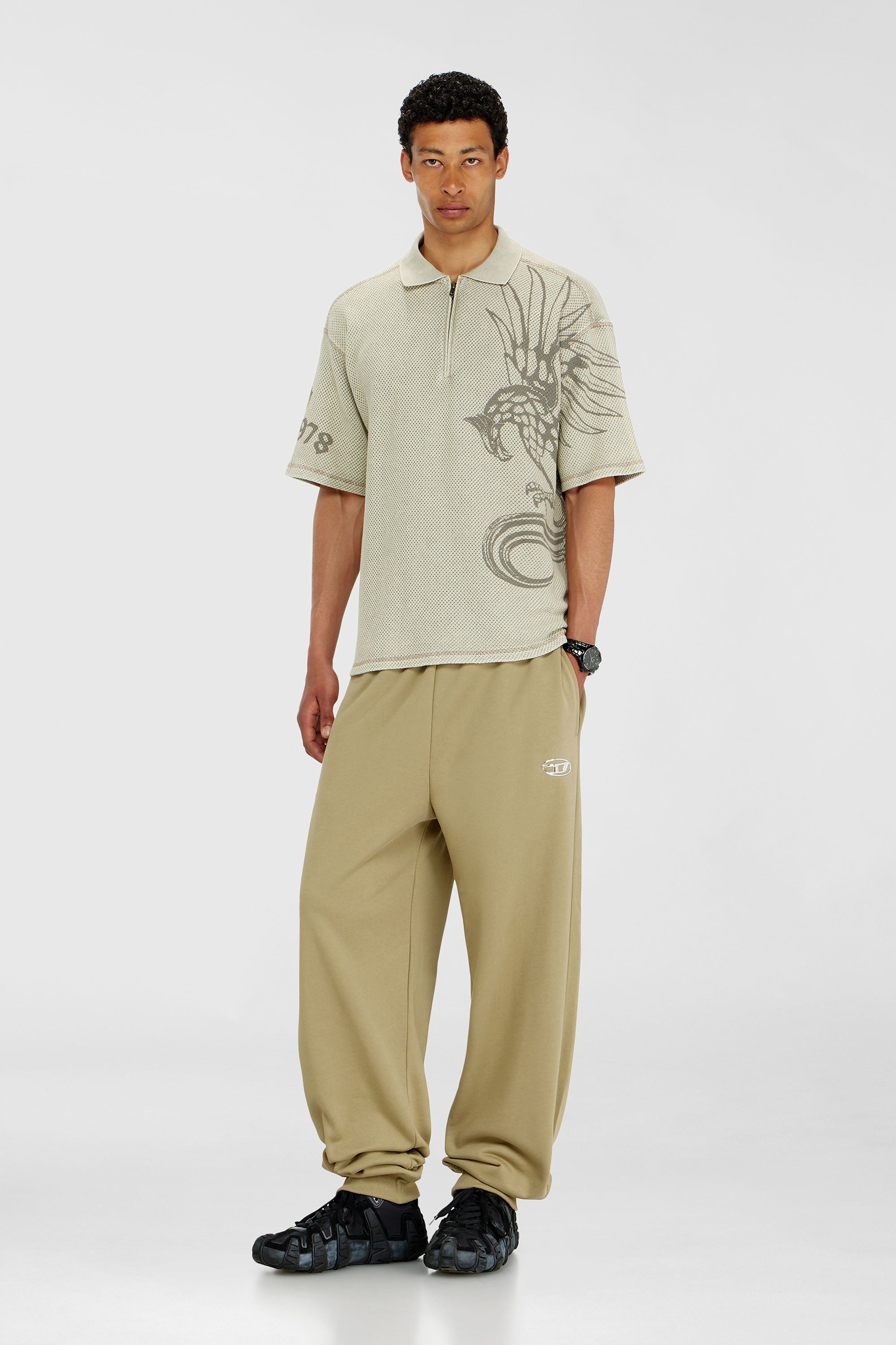 Diesel - P-MARKY-IOD, Pantalon en coton avec Oval D m&eacute;tallique Homme in Beige - 1
