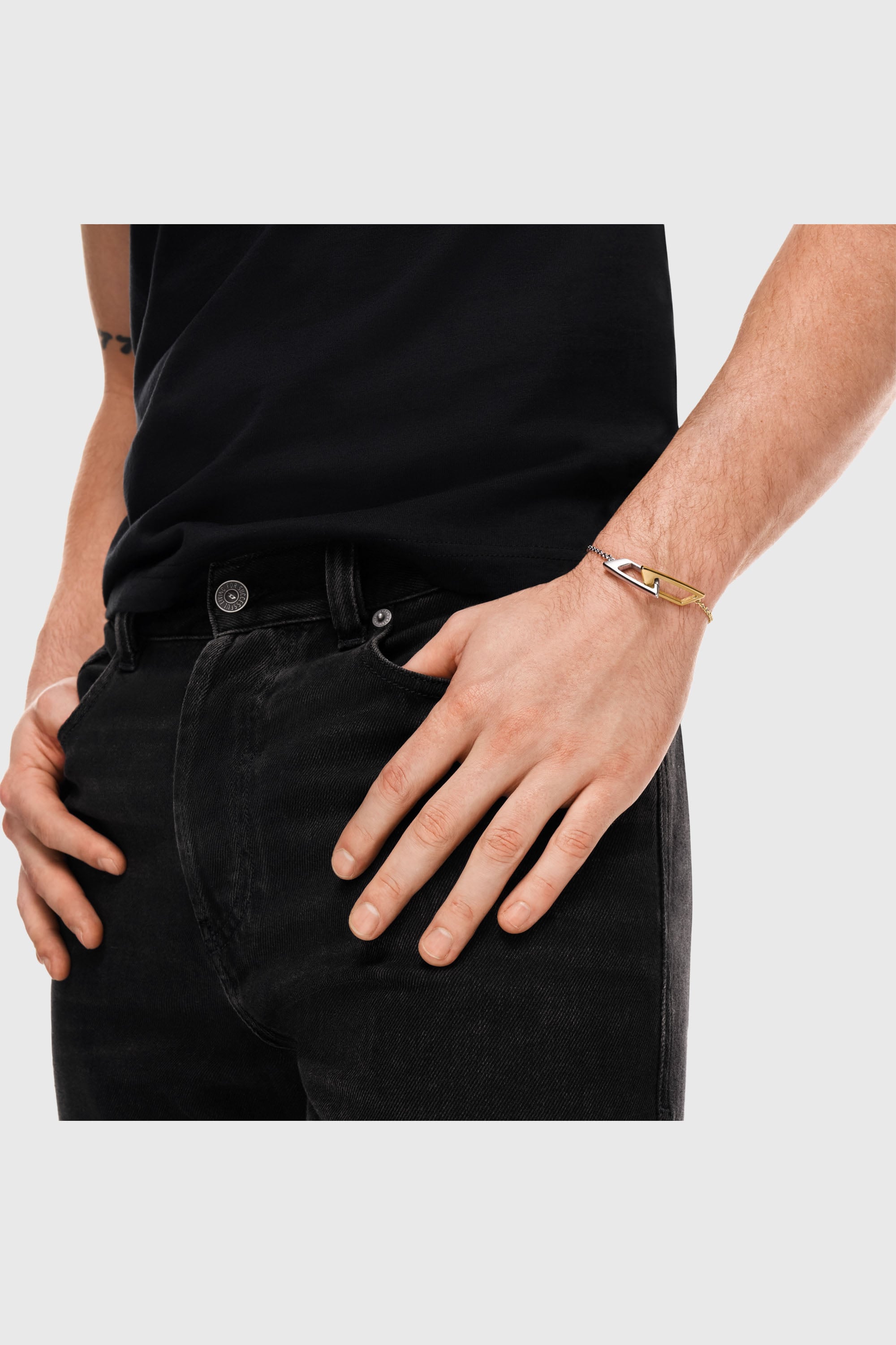 ✨️激レア✨️ 【DIESEL】2wayチェーンショルダーメタルプレート Women's Stainless steel chain bracelet | Silver | Diesel {{Country}}