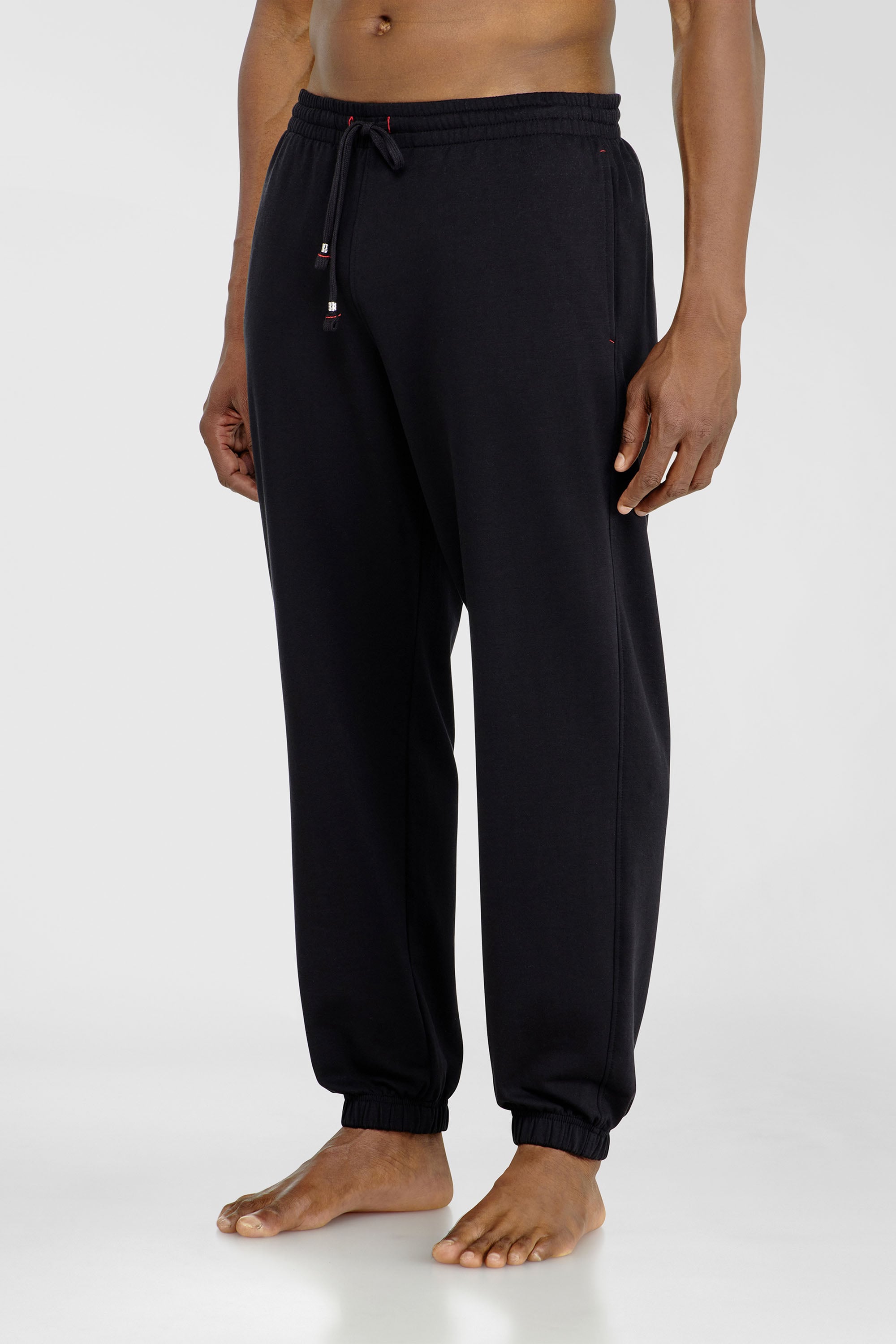 Diesel - LENNY-D-CORE, Pantal&oacute;n de ch&aacute;ndal en mezcla de algod&oacute;n afelpado Hombre in Negro - 1