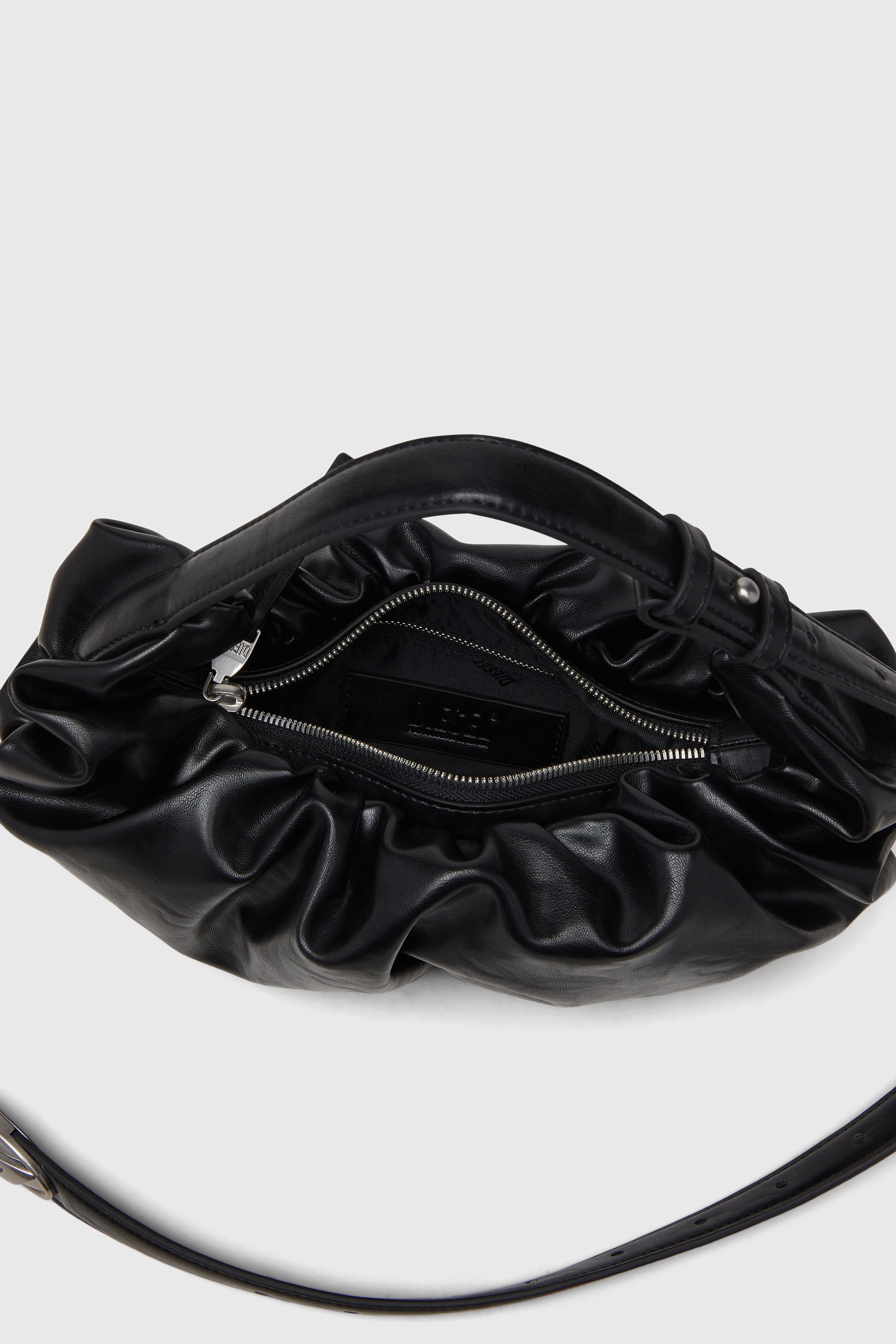 Small Scrunched Hobo Shoulder Bag: Grab-D S | Diesel® {{Country}}