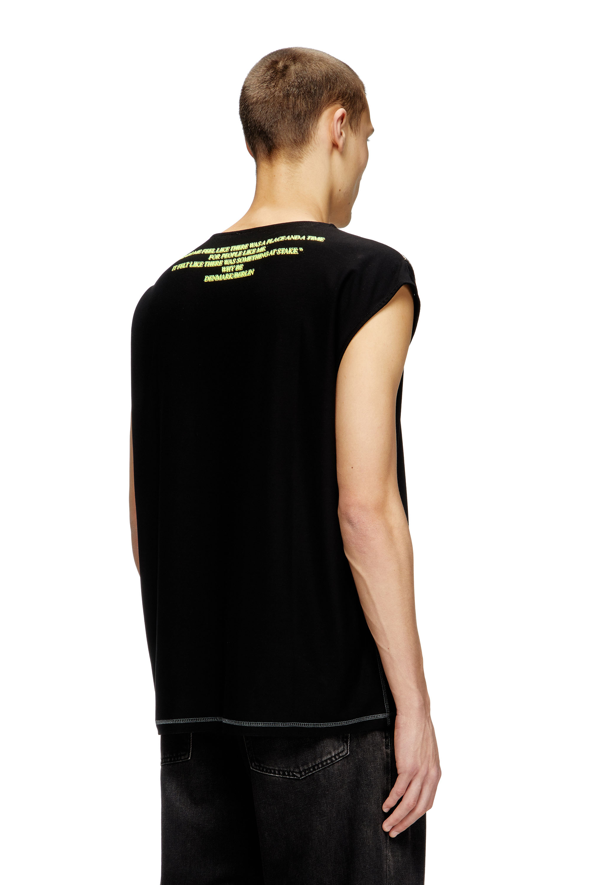 Diesel - T-ISAK-A, T-shirt sans manches avec imprimé paroles Mixte in Noir - 2