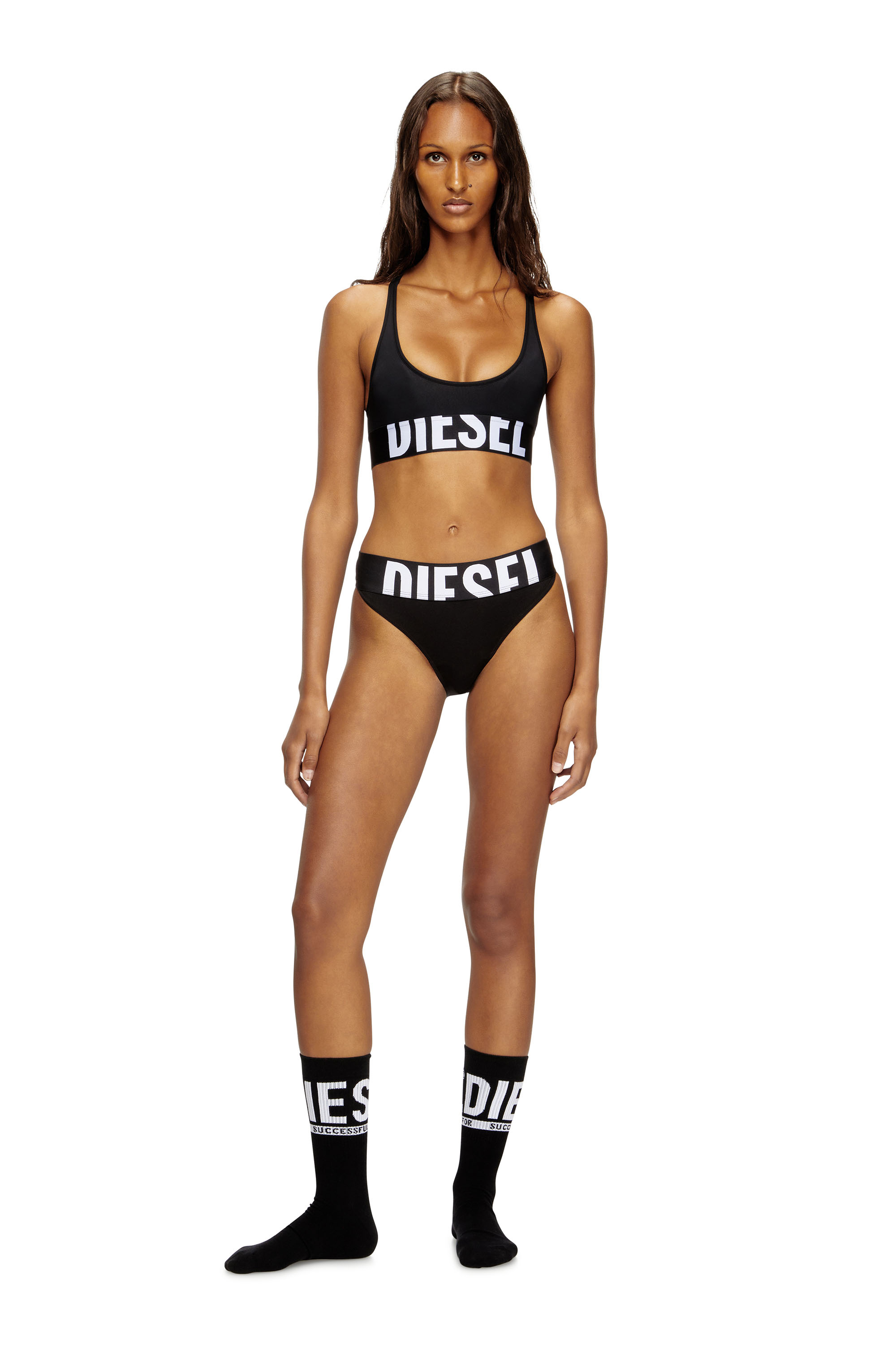 Diesel - ALLISON-D-POP, Brassière de sport en microfibre avec logo tronqué Femme in Noir - 2