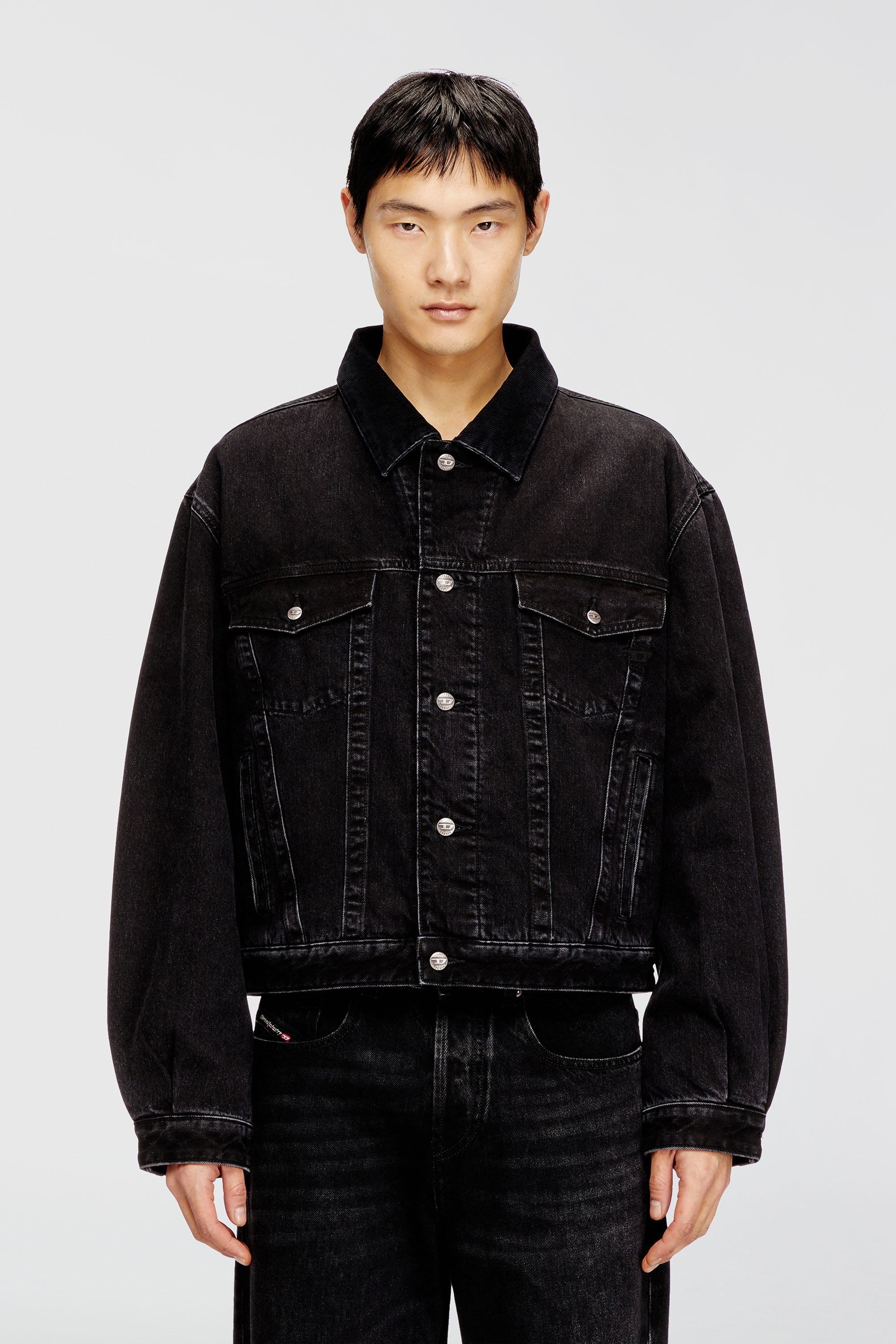 Diesel - D-RANGER-T, Cazadora trucker acolchada en denim Unisex in Negro - 1