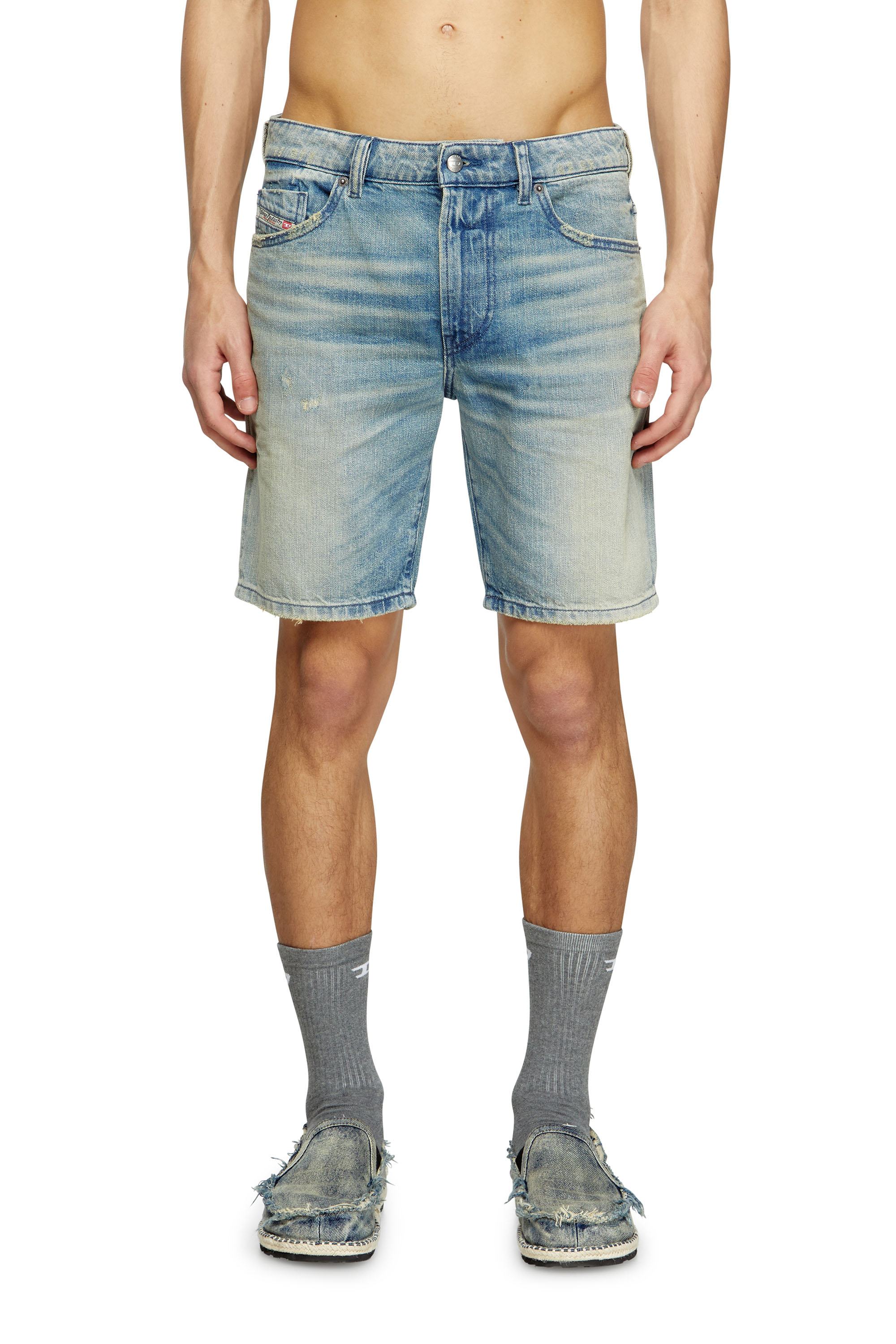 Diesel - D-FIN, Man's Slim shorts in worn-effect denim in Light Blue - 2
