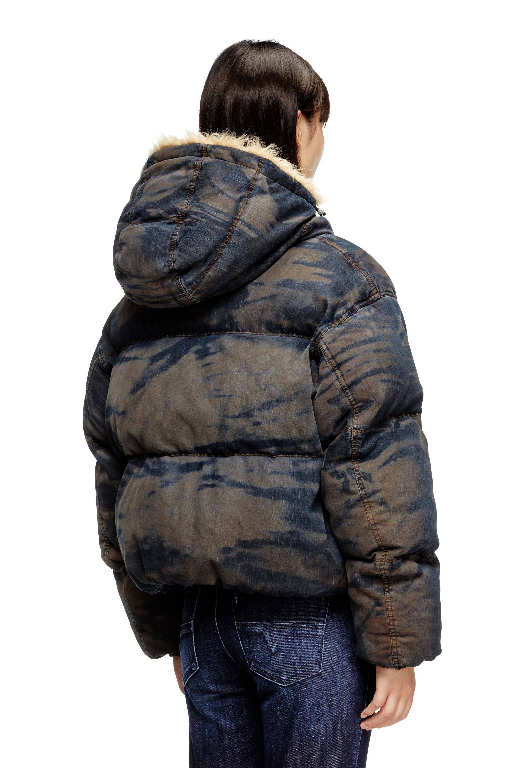 Diesel - W-AVES-FUR, Doudoune à capuche en denim camouflage effet sali Femme in Polychrome - 4