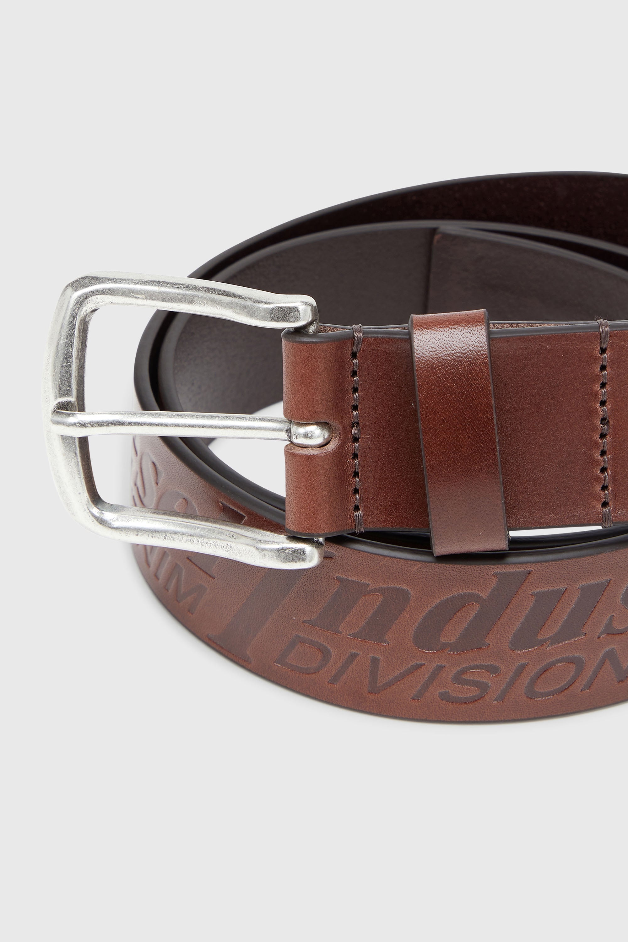 Diesel - B-FLAG-D EMBOSSED, Male's 4 cm leather belt with engraved logo in Brown - 3