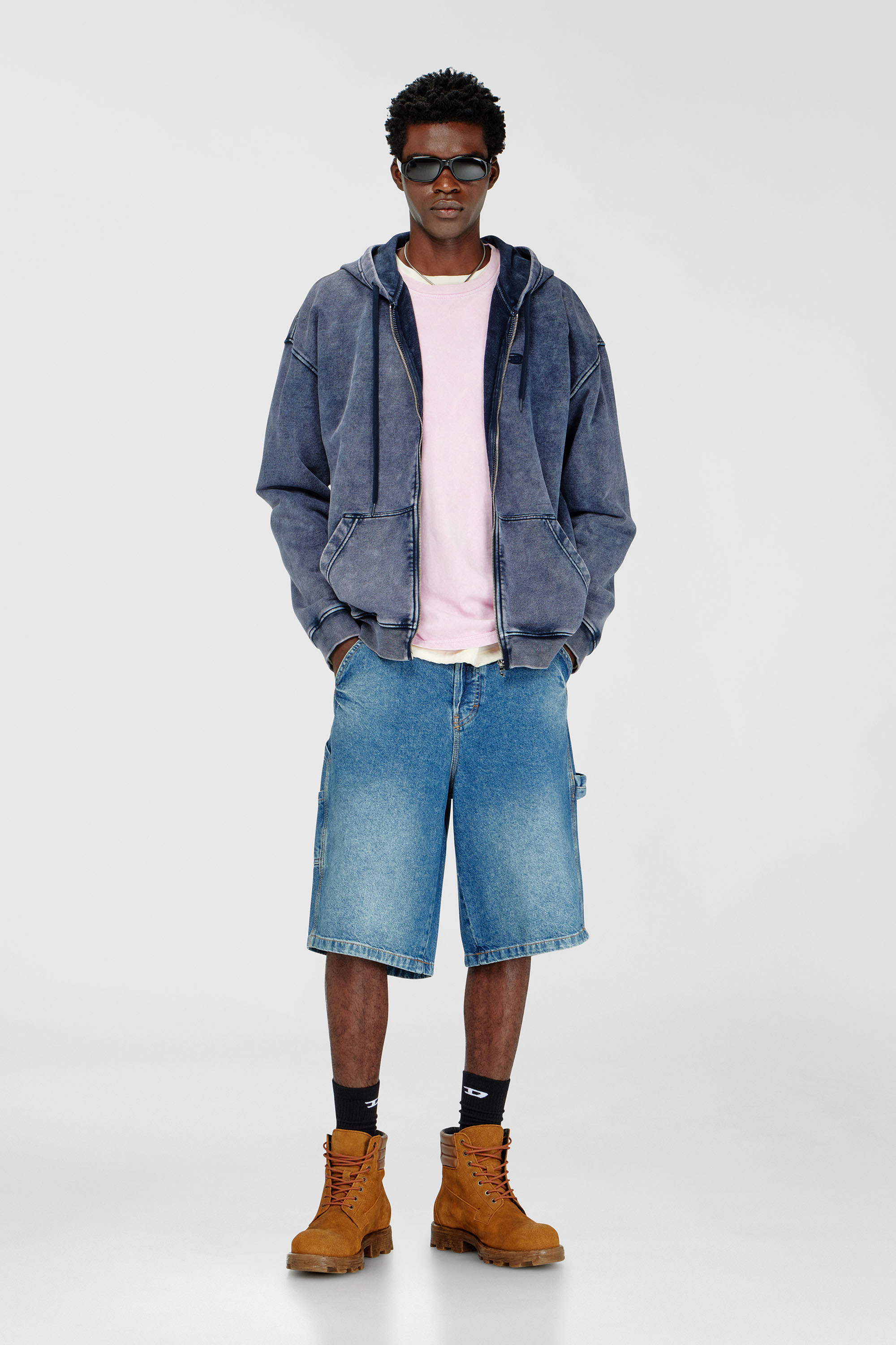 Diesel - D-LIVERY-W-SHORT, Shorts en denim style utilitaire Homme in Bleu - 1