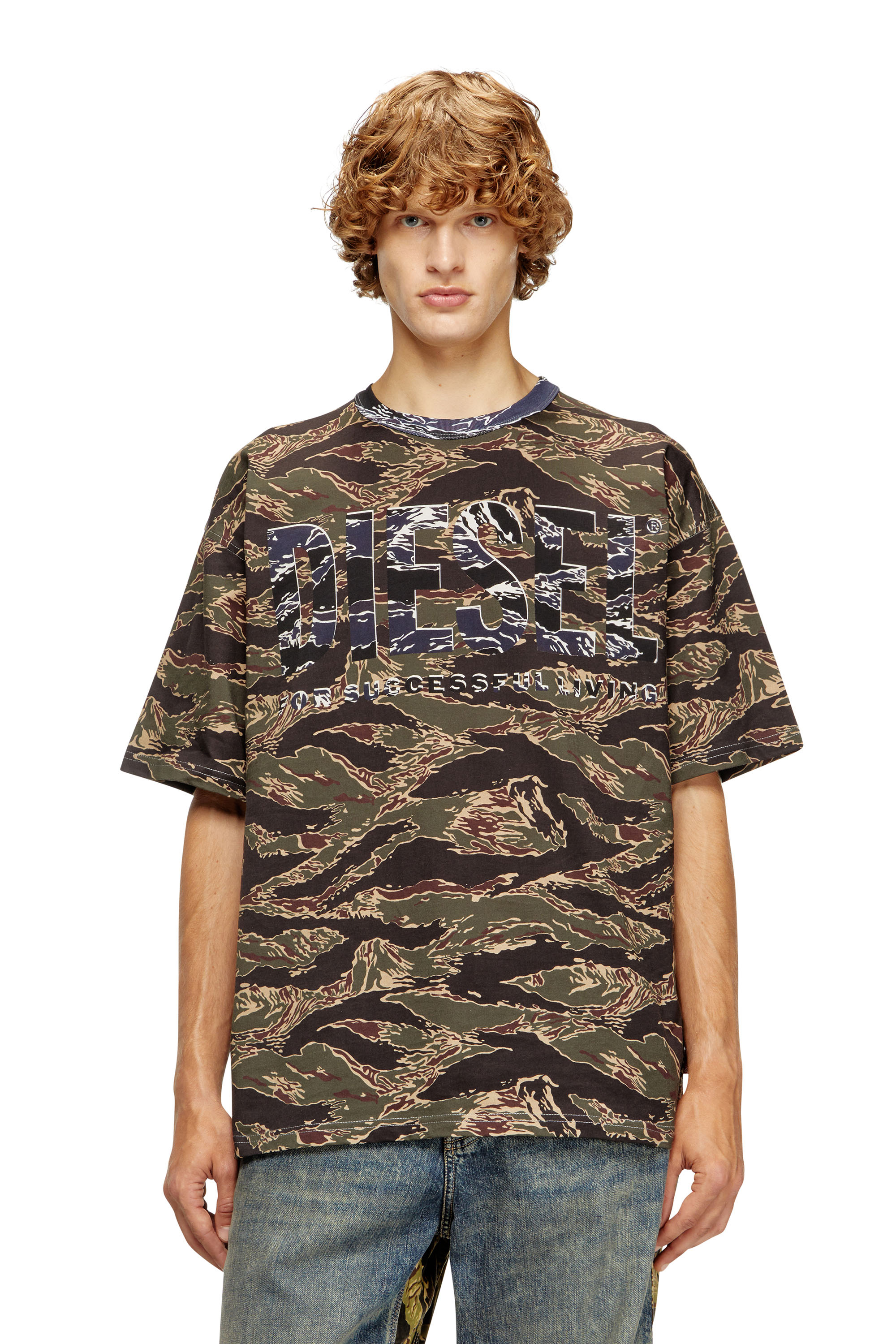 Diesel - T-BOXT-T22, T-shirt camouflage avec logo camouflage Homme in Vert - 3