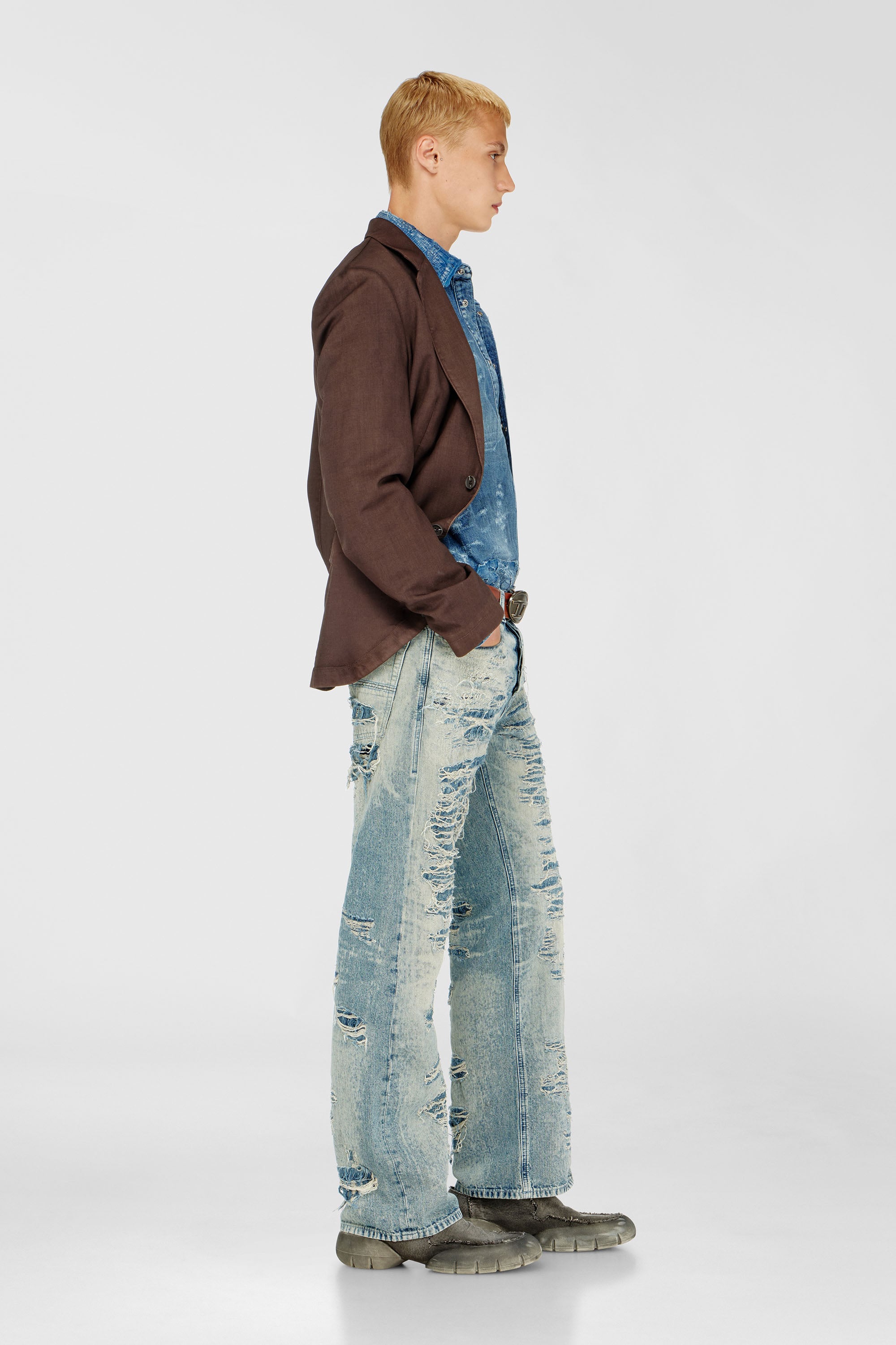 Diesel - Relaxed Jeans 1980 D-Eeper 068YM Homme, Bleu moyen - Image 2