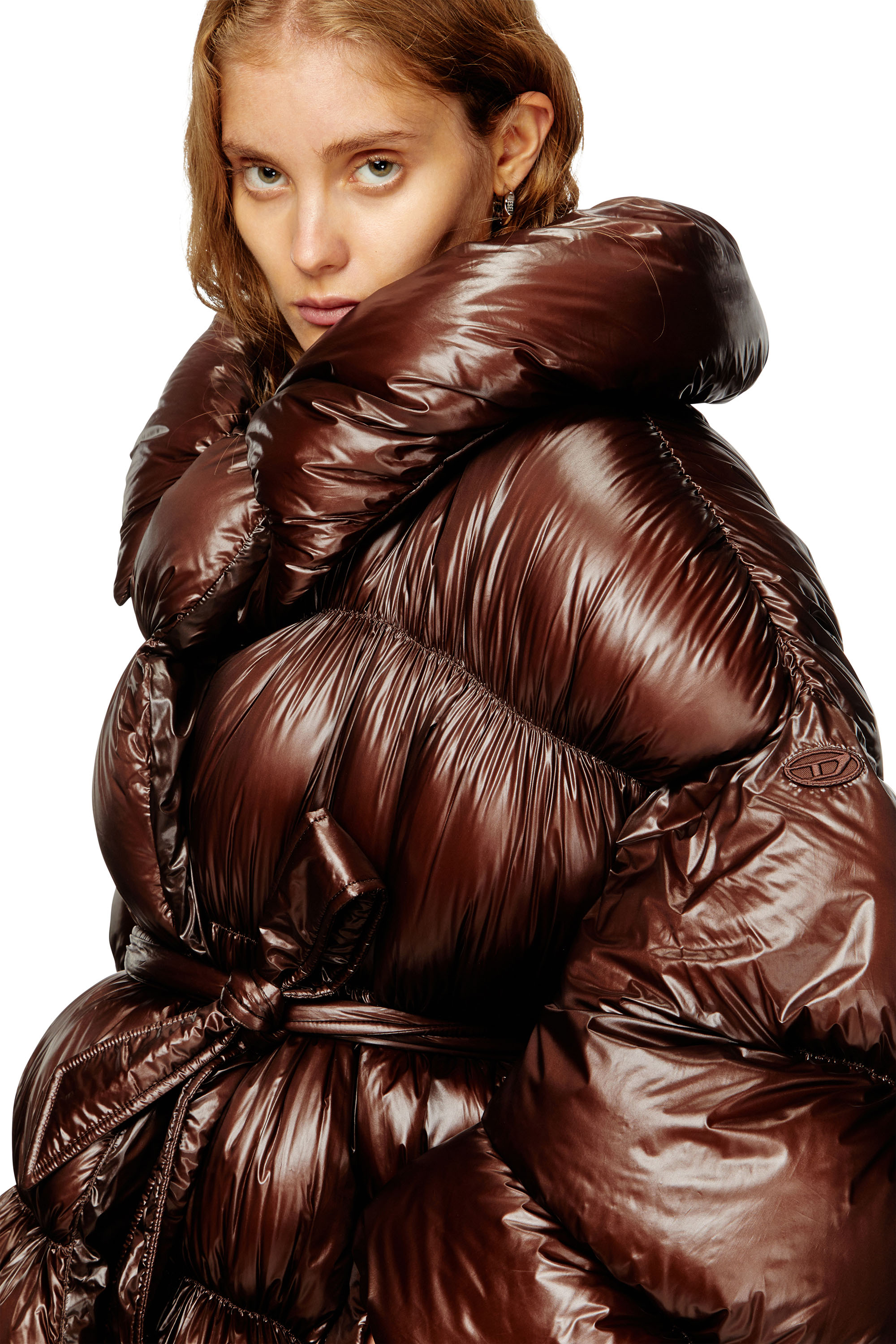 Diesel - W-INONA, Female's Short quilted down coat with belt in Brown - 4