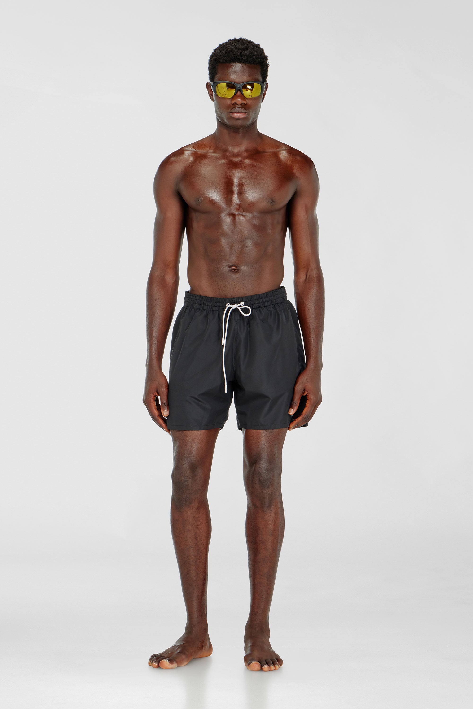 Diesel - GEORGE-41-UTLT, Short de bain avec logo Oval D m&eacute;tallique Homme in Noir - 2