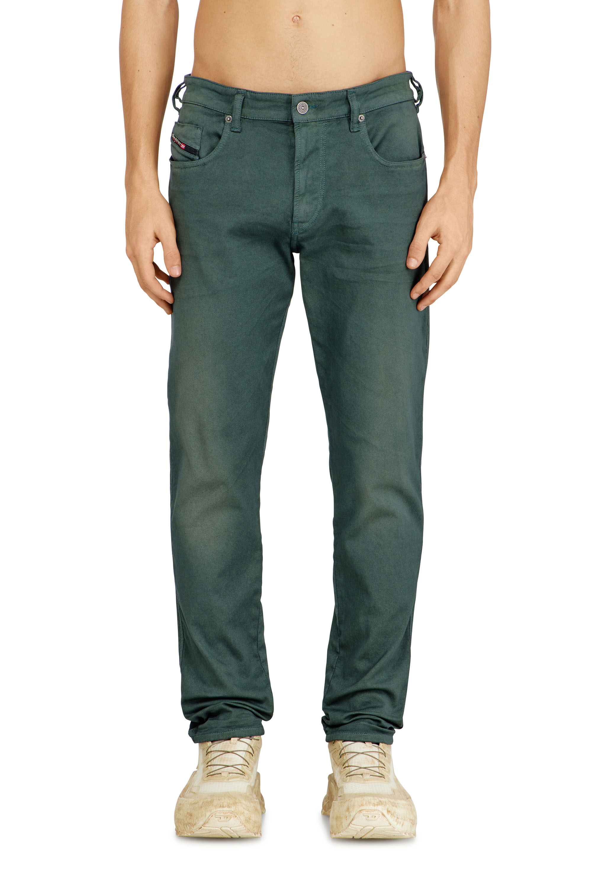 Diesel - Male's Slim 2062 D-Strukt Joggjeans&reg; 0670M, Dark Green - 3