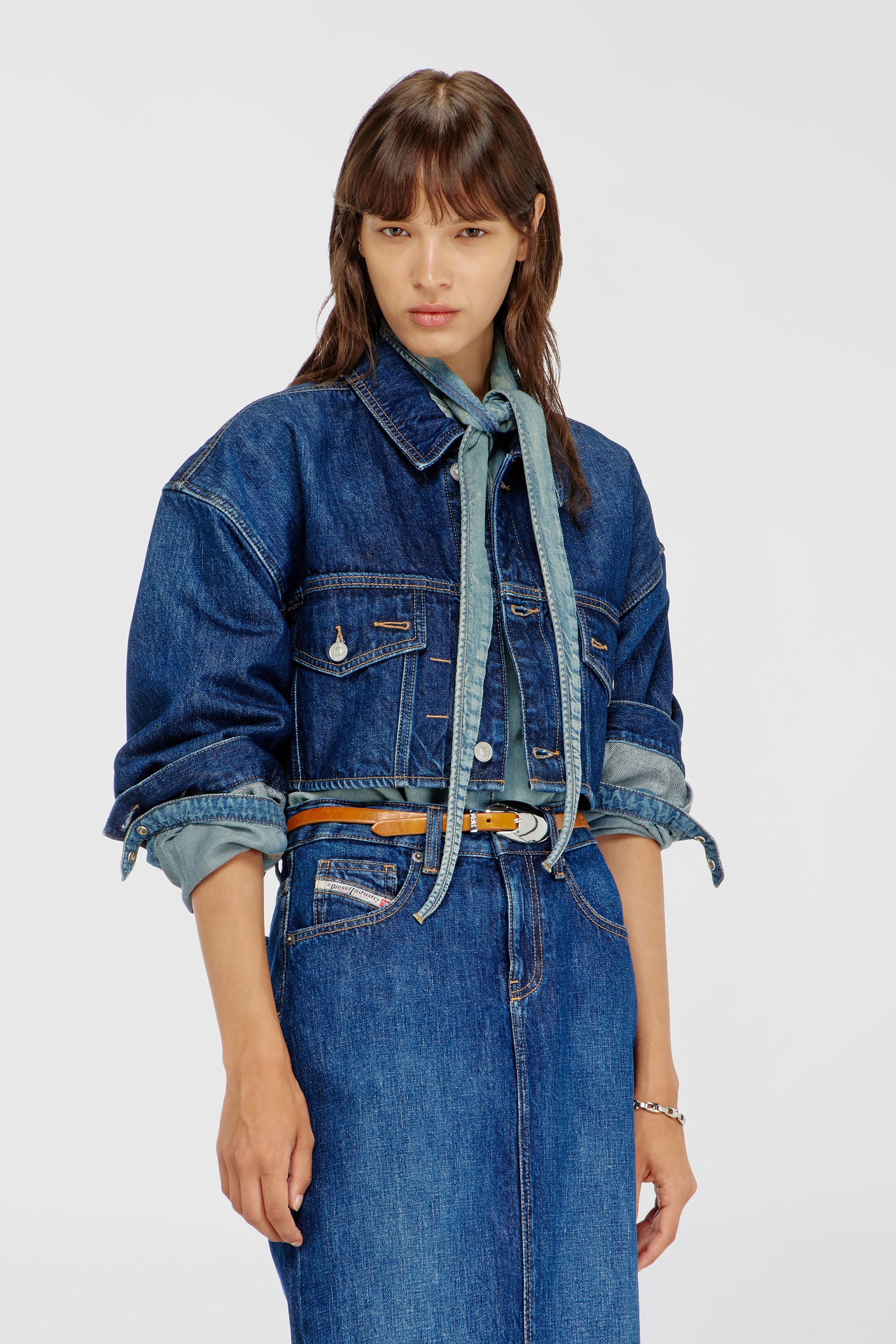 Diesel - DE-MALLEY, Chaqueta trucker denim cropped oversize Mujer in Azul marino - 1
