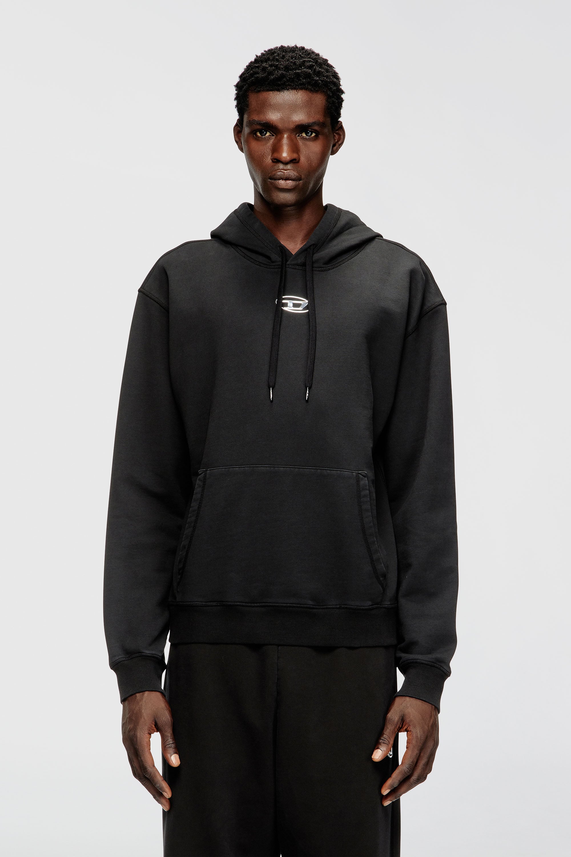 Diesel - S-NORM-HOOD-IOD, Sudadera con capucha de algod&oacute;n con Oval D met&aacute;lico. Hombre in Negro - 1