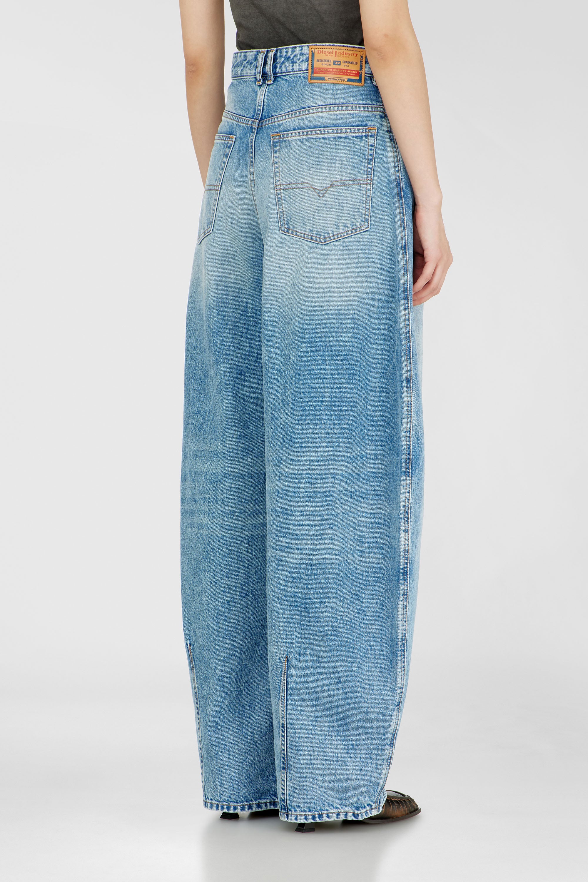 Diesel - Female's Relaxed Jeans 1987 D-Khelz 09I29, Light Blue - 2