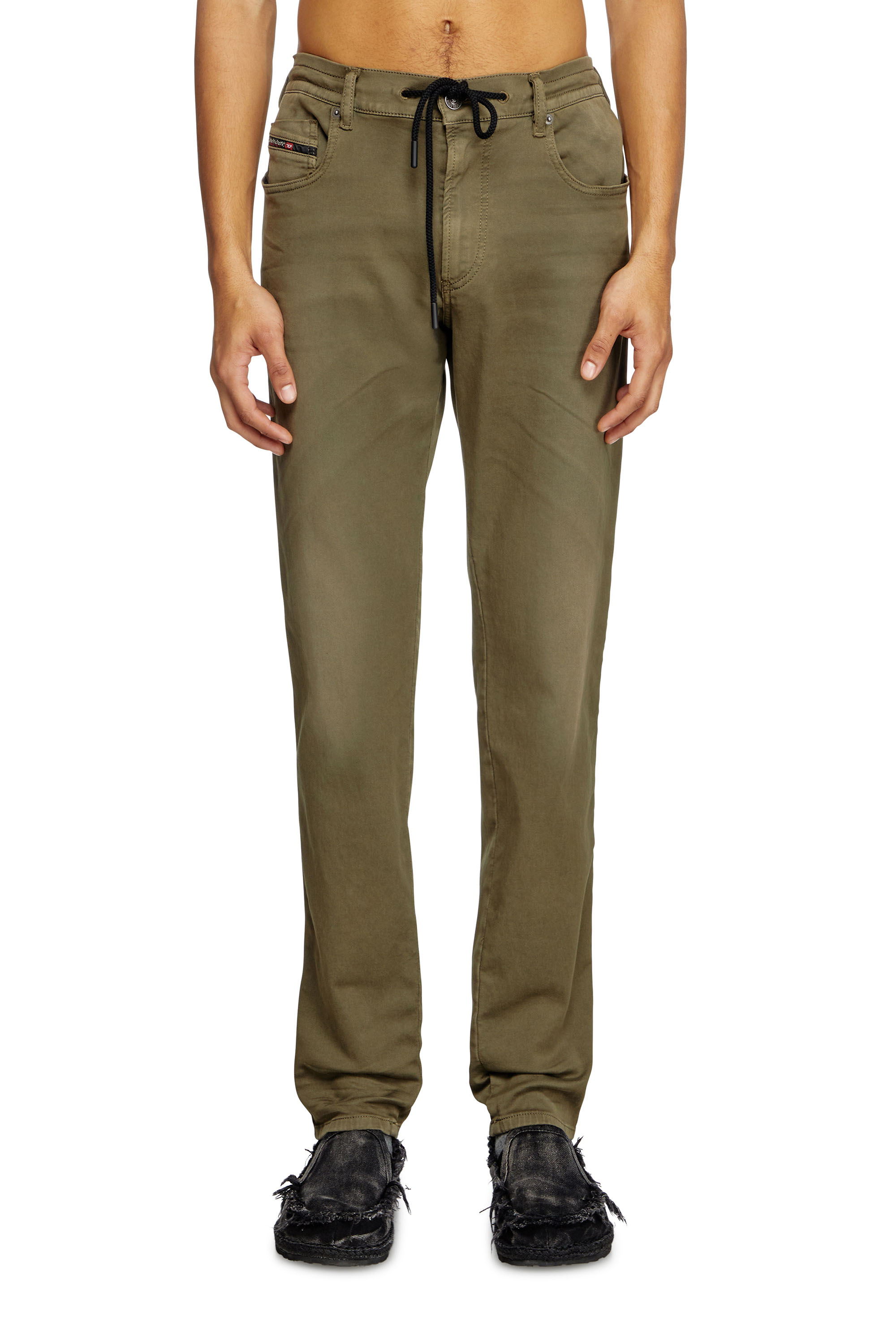 Diesel - Male's Slim 2062 D-Strukt Joggjeans® 0670M, Green - 3