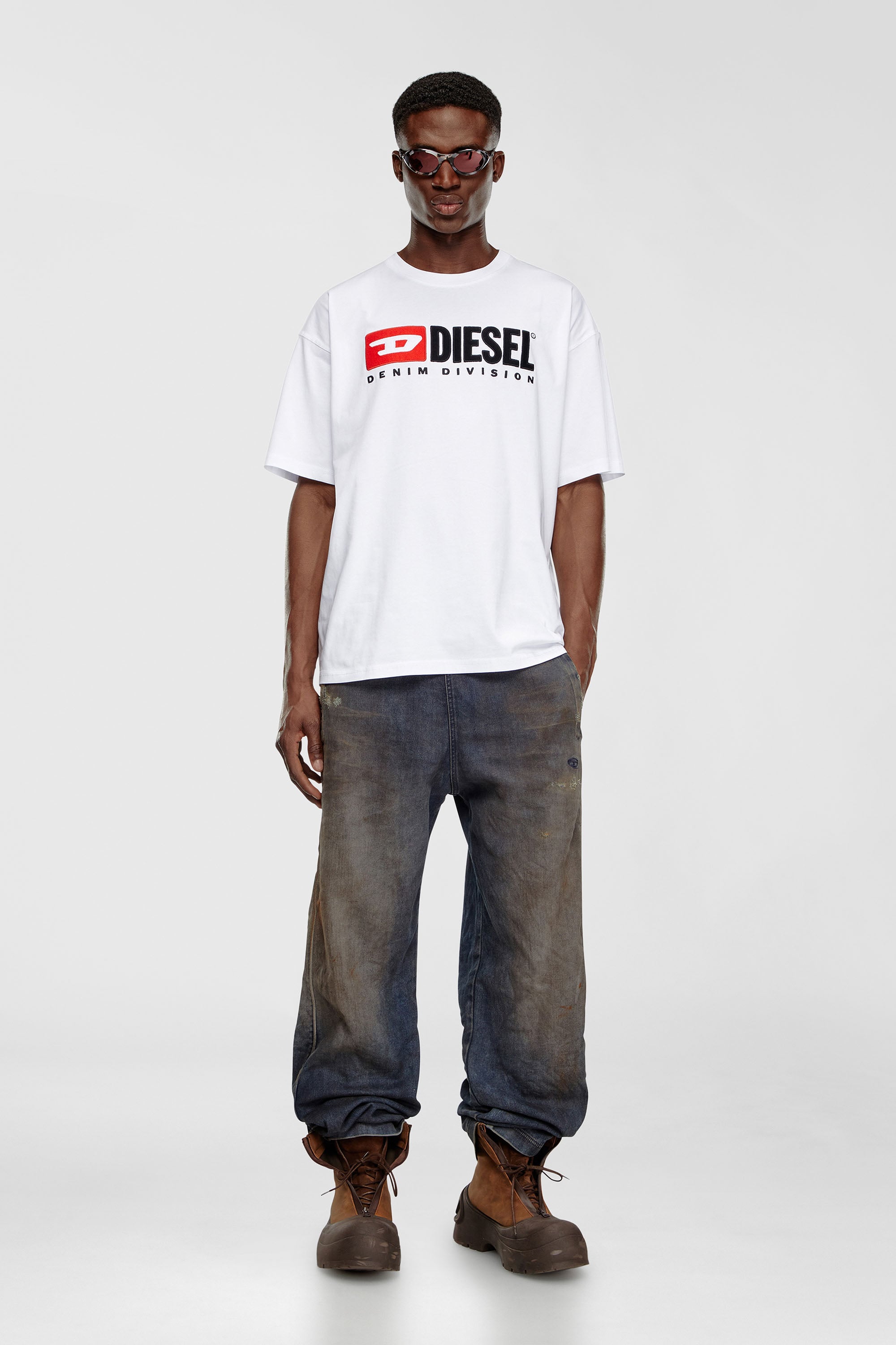 Diesel - T-BOXT-DIV, T-shirt avec empi&egrave;cement Diesel Homme in Blanc - 2