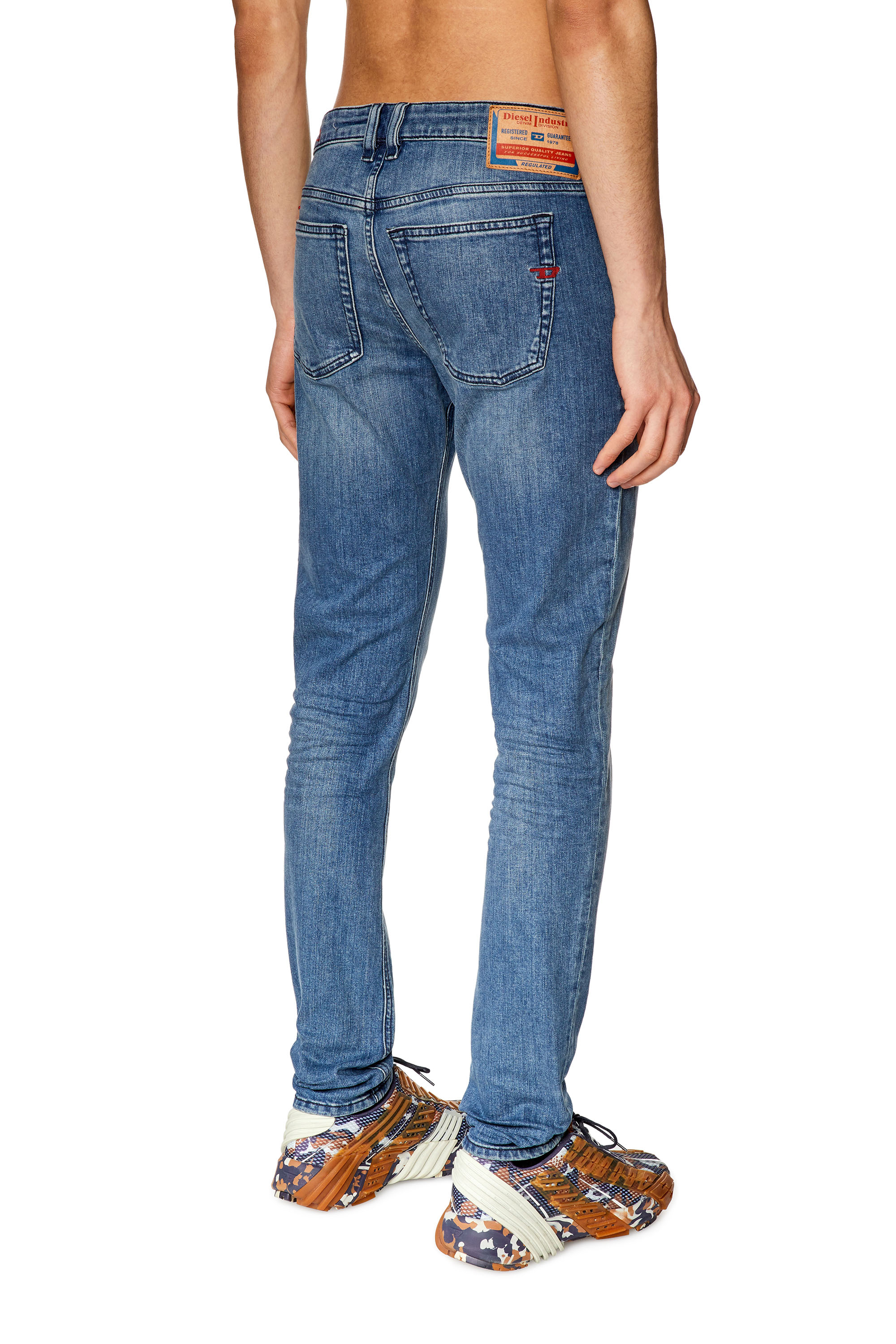 DIESEL デニム ジョグジーンズ W38 SLEENKER SKINNY Men's Skinny Jeans | Low 1979 SleenkerMedium blue | Diesel US
