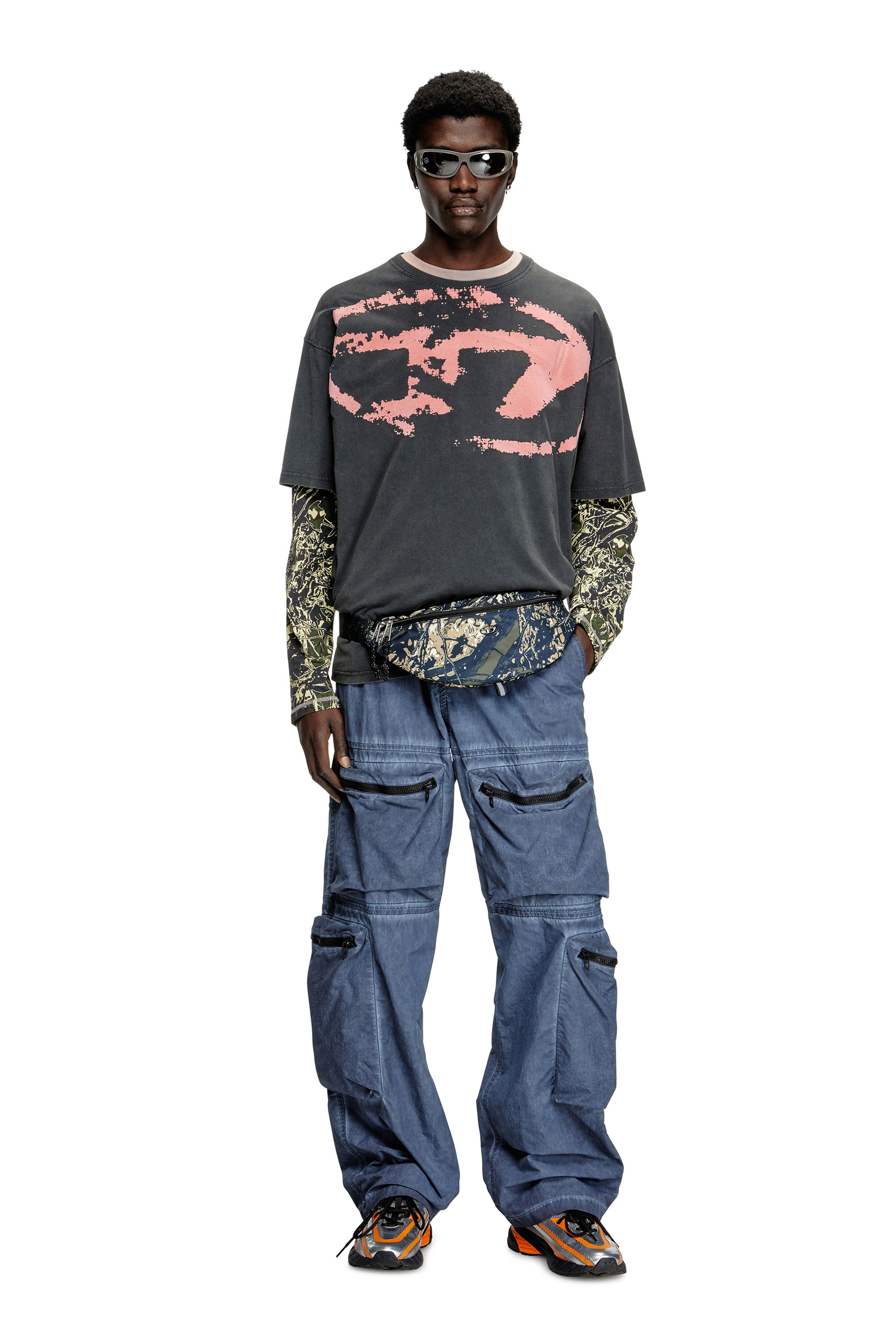 Diesel - D-PACK BELTBAG X, Man's D-Pack-Belt bag in camo-print fabric in Military Green - 2