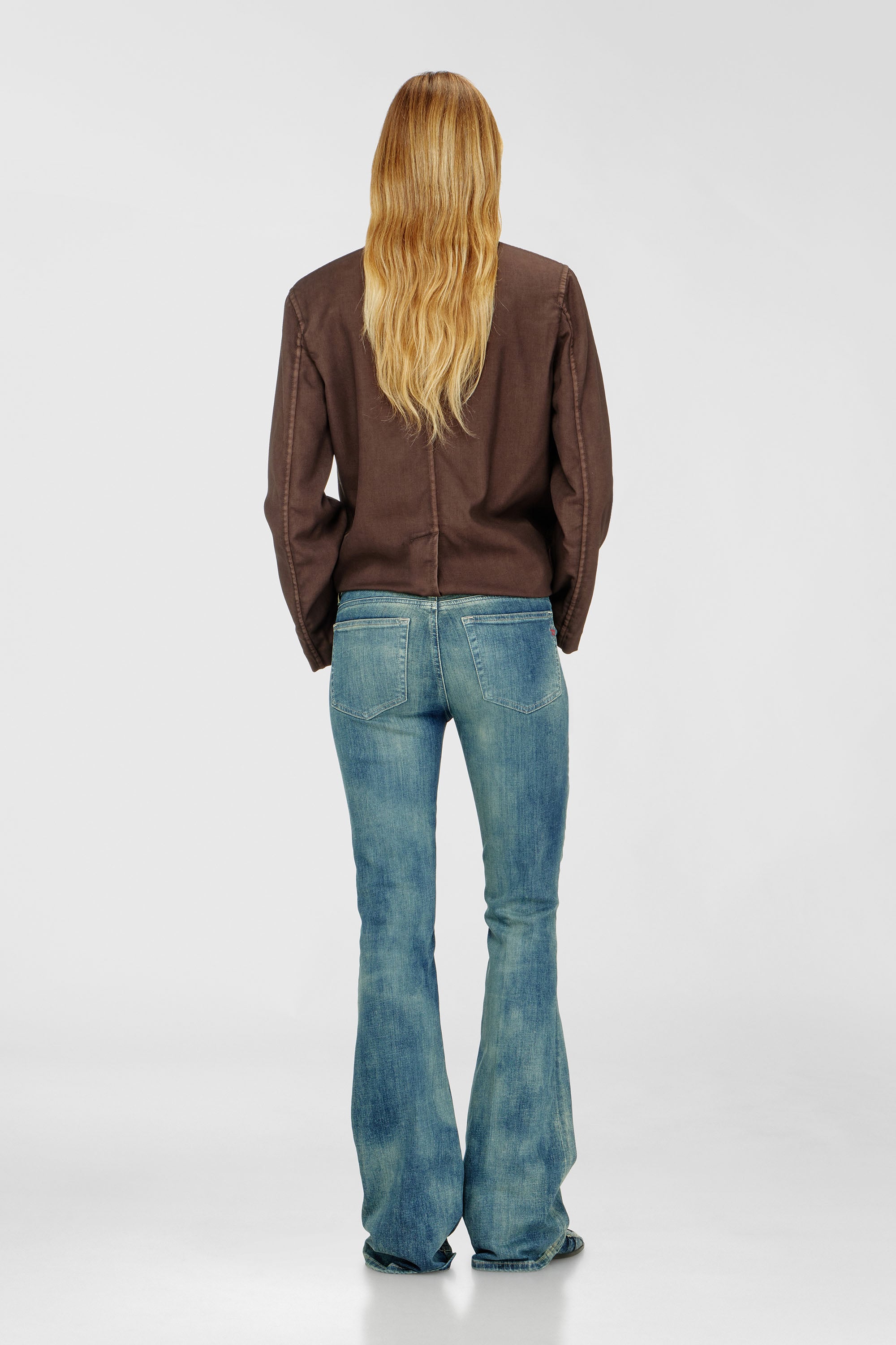 Diesel - Bootcut Jeans 1969 D-Ebbey 09P41 Femme, Bleu moyen - Image 3