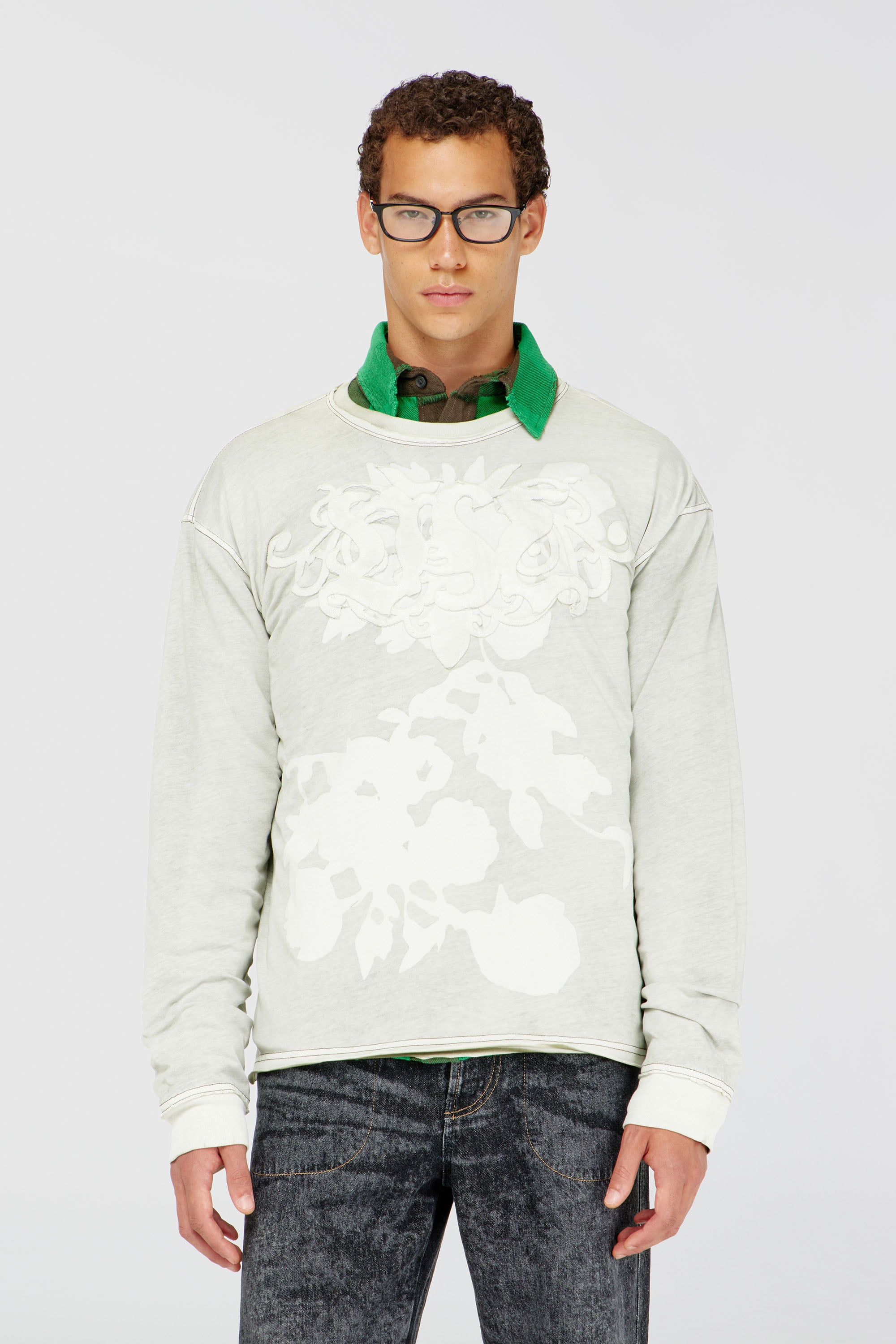 Diesel - T-RIVY-LS, Man's Long-sleeve T-shirt with floral print and logo patch in Grey/White - 1