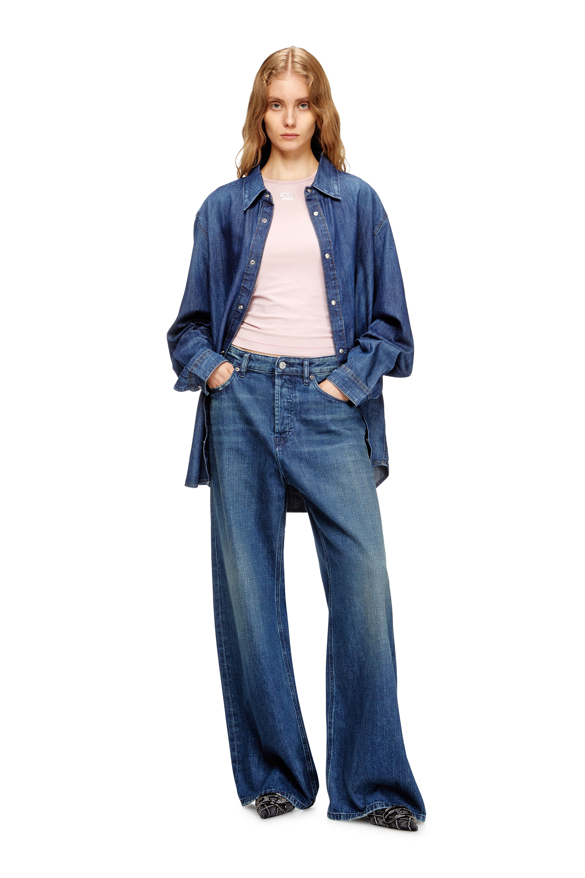 Diesel - T-UNCUTIESLONG-OD, Camiseta slim-fit con Oval D metálico Mujer in Rosa - 1