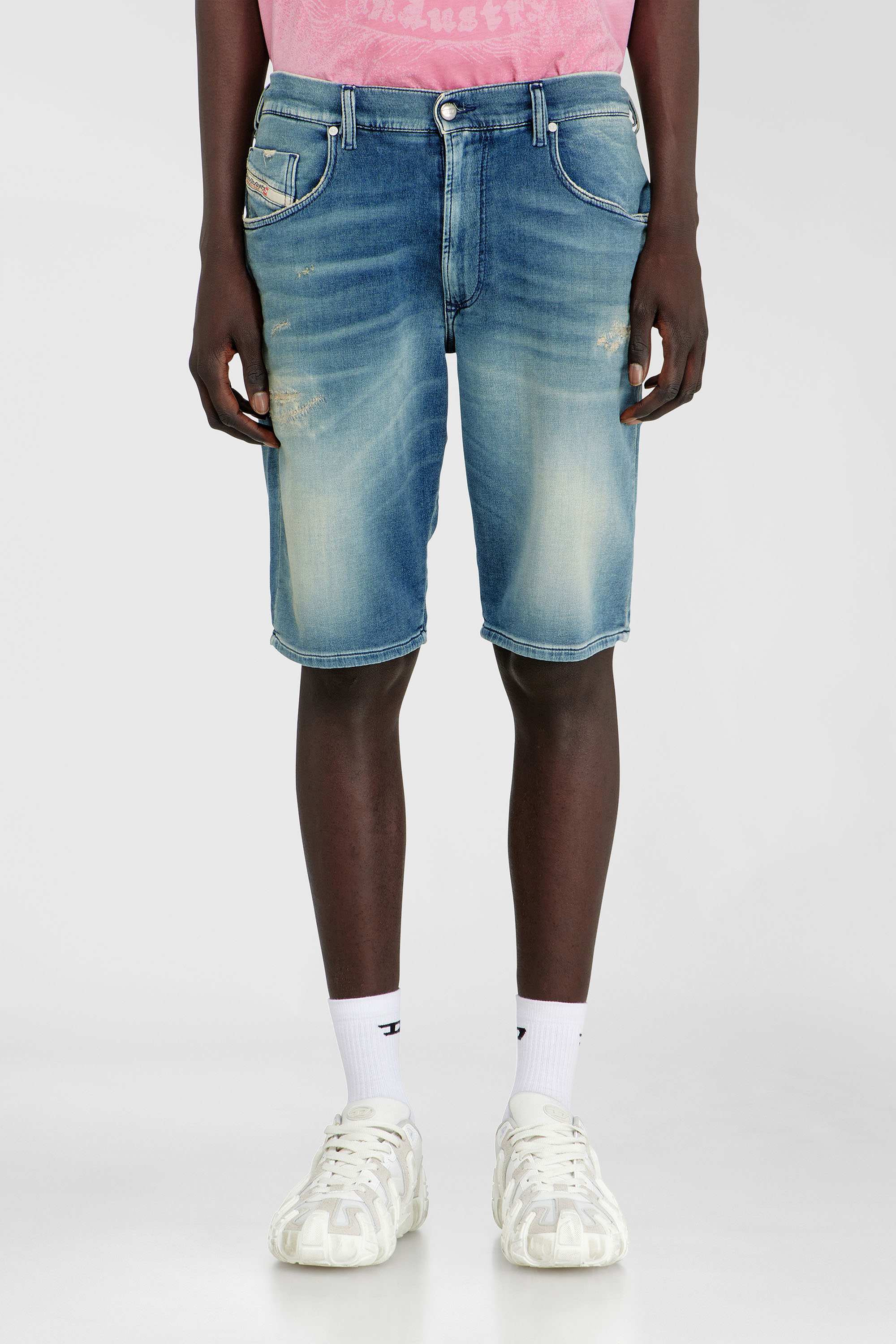 Diesel - 2033 D-KROOLEY-SHORT-BW JOGG, Man's Chino shorts in JoggJeans with worn finish in Medium blue - 3